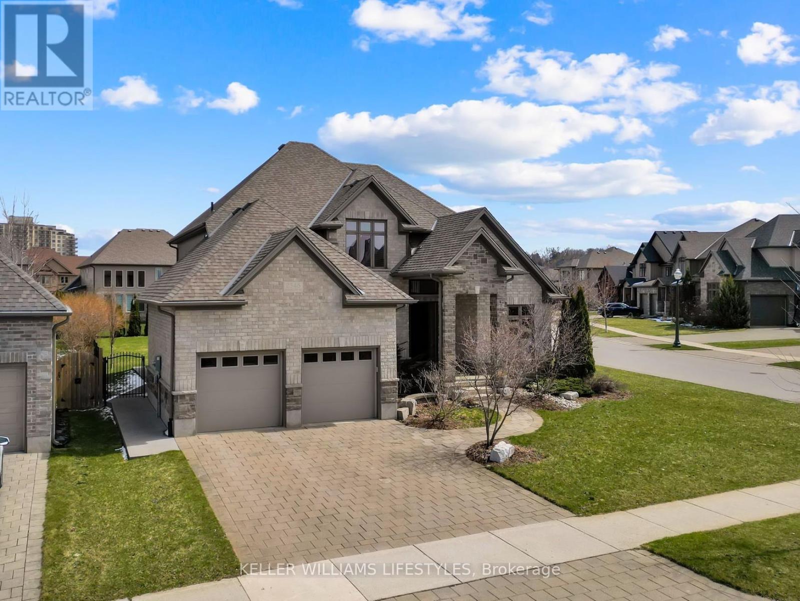2348 Meadowlands Way, London, Ontario  N6G 5L8 - Photo 2 - X12077370