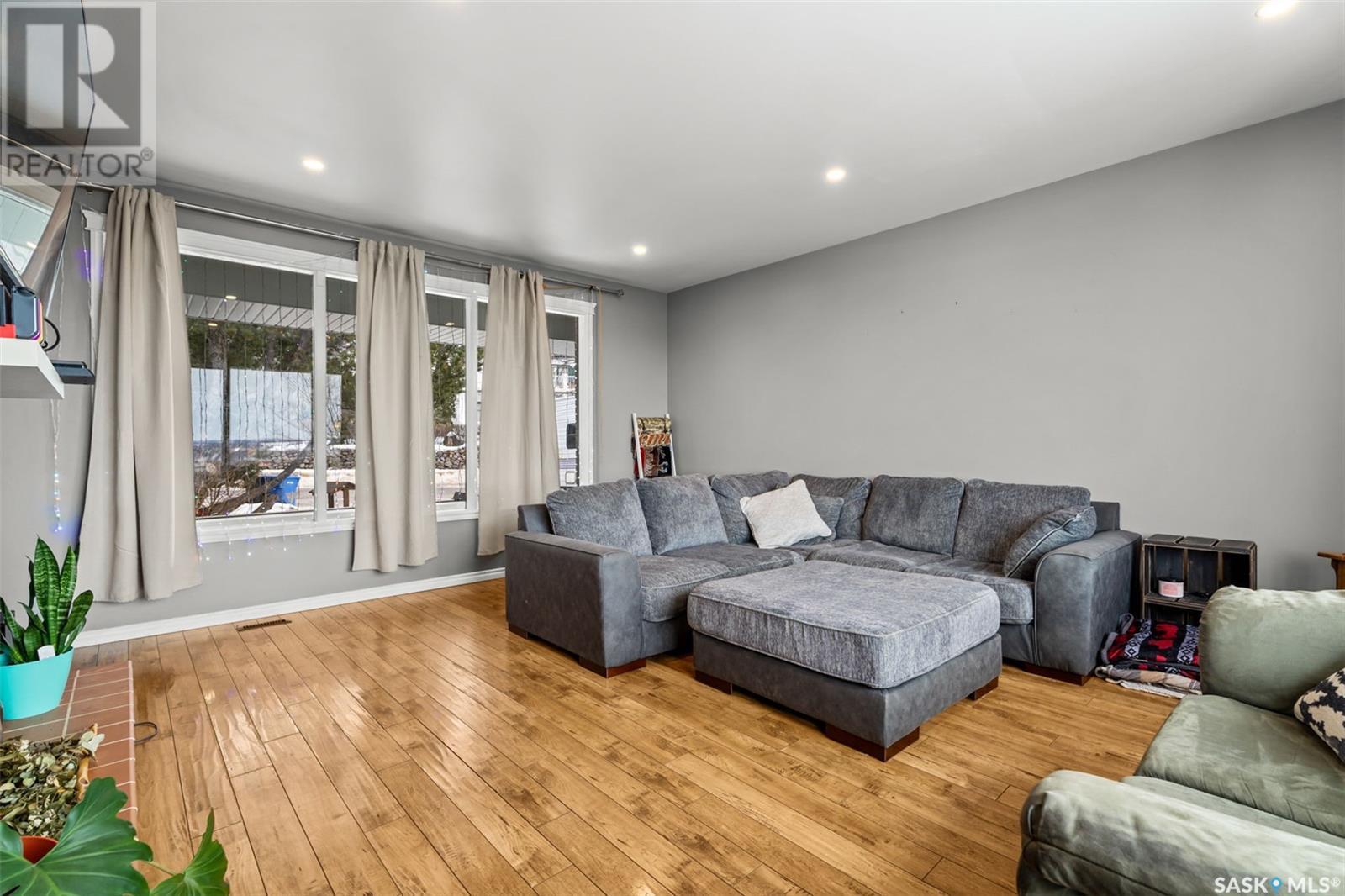 Property at 611 99th STREET image 5