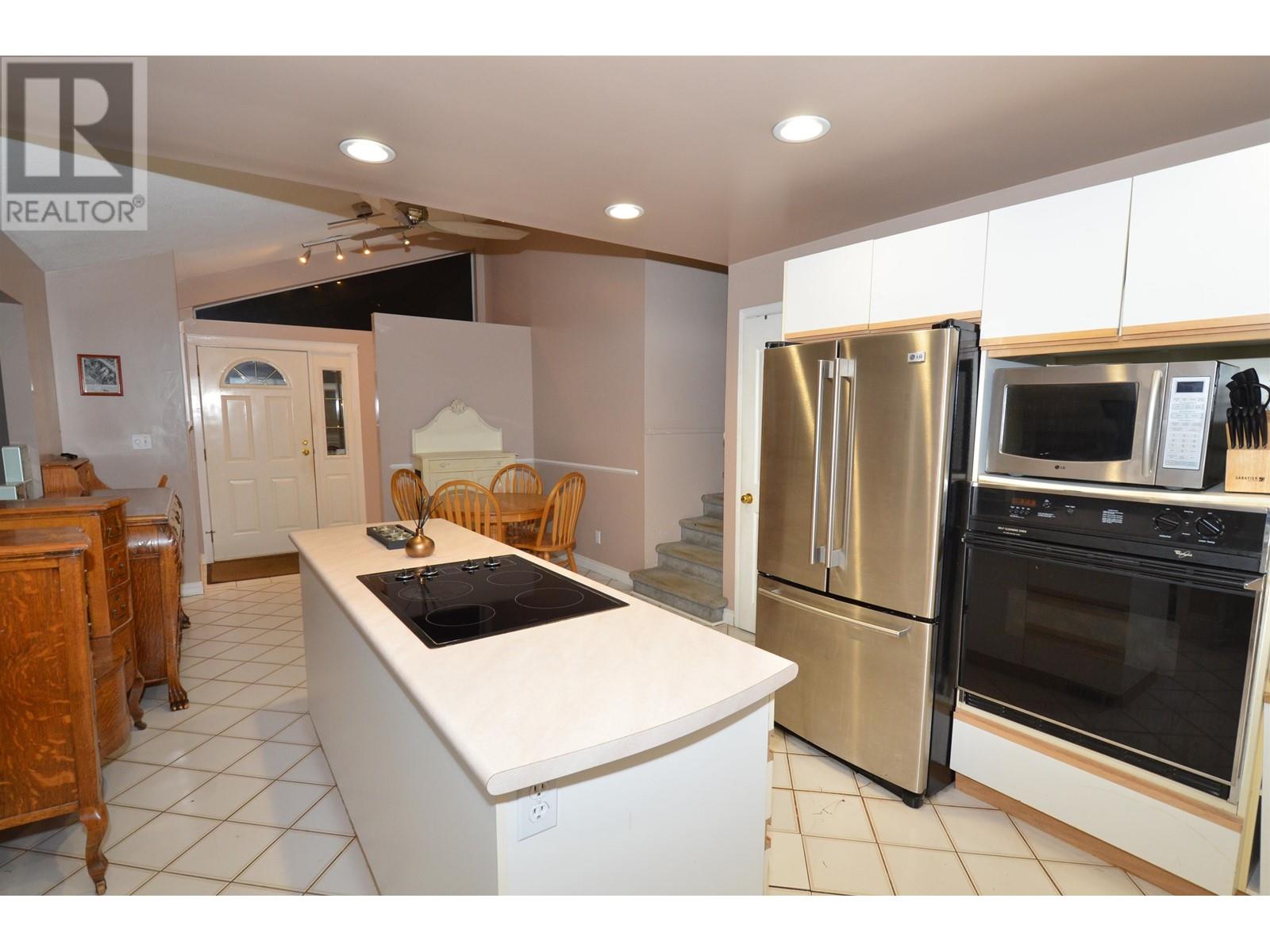 Property at 23389 TAMARACK LANE image 3