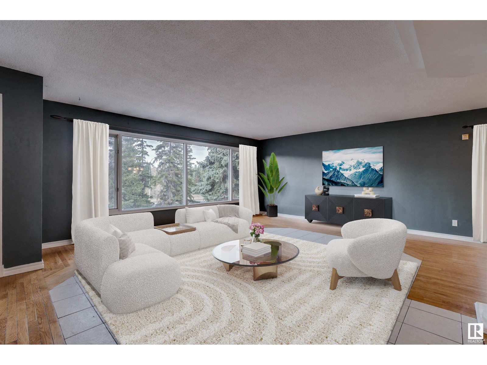 Property at 10315 75 ST NW image 3