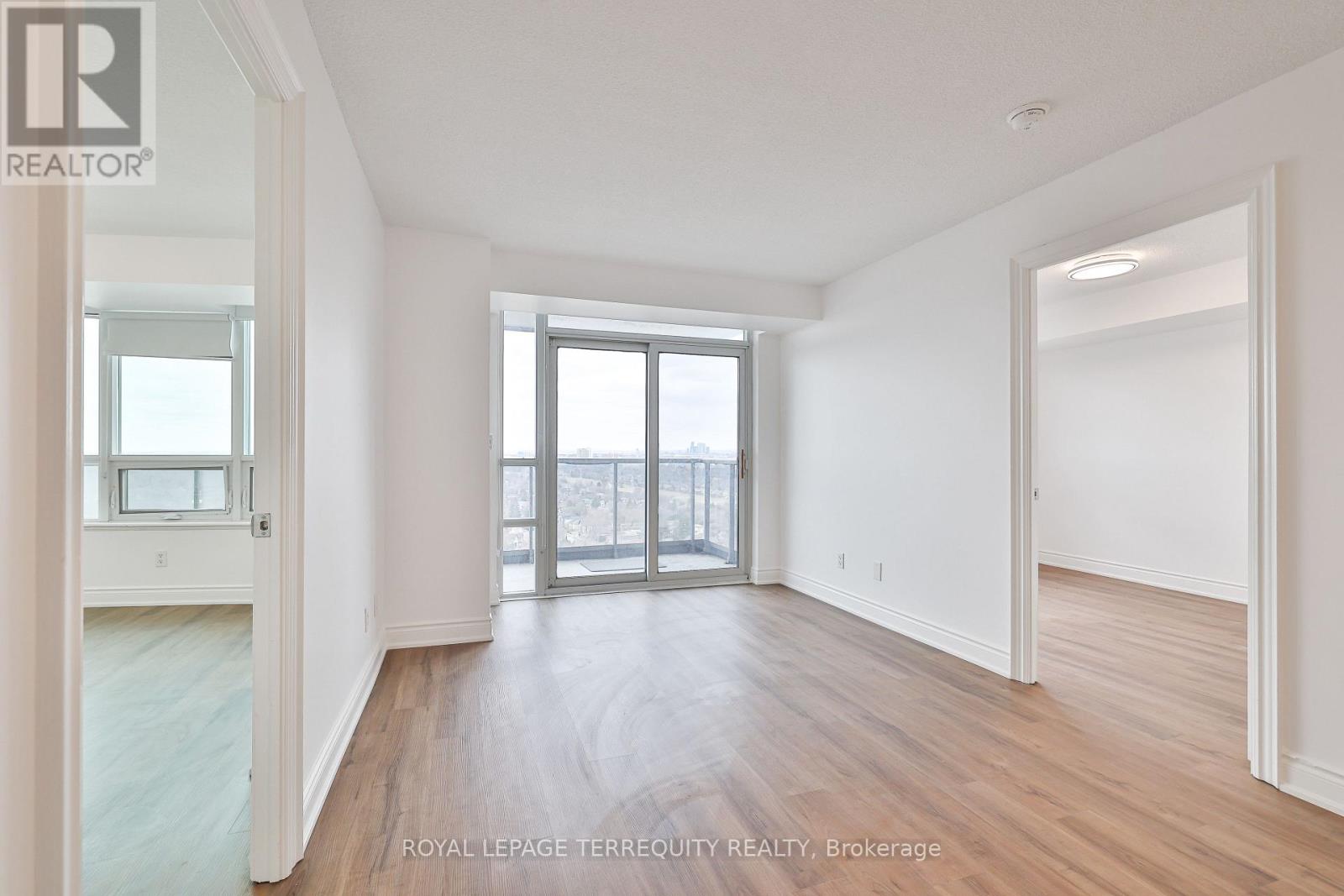 2411 - 15 Greenview Avenue, Toronto, Ontario  M2M 4M7 - Photo 12 - C12077340
