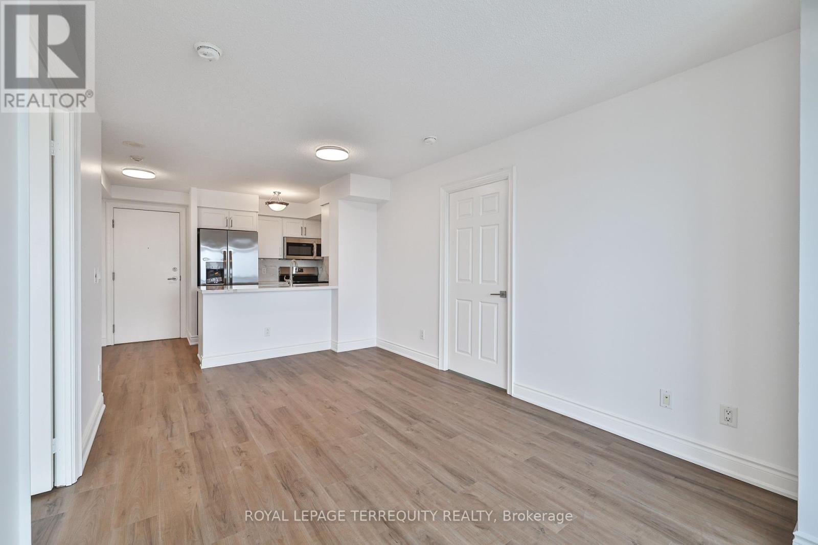 2411 - 15 Greenview Avenue, Toronto, Ontario  M2M 4M7 - Photo 13 - C12077340