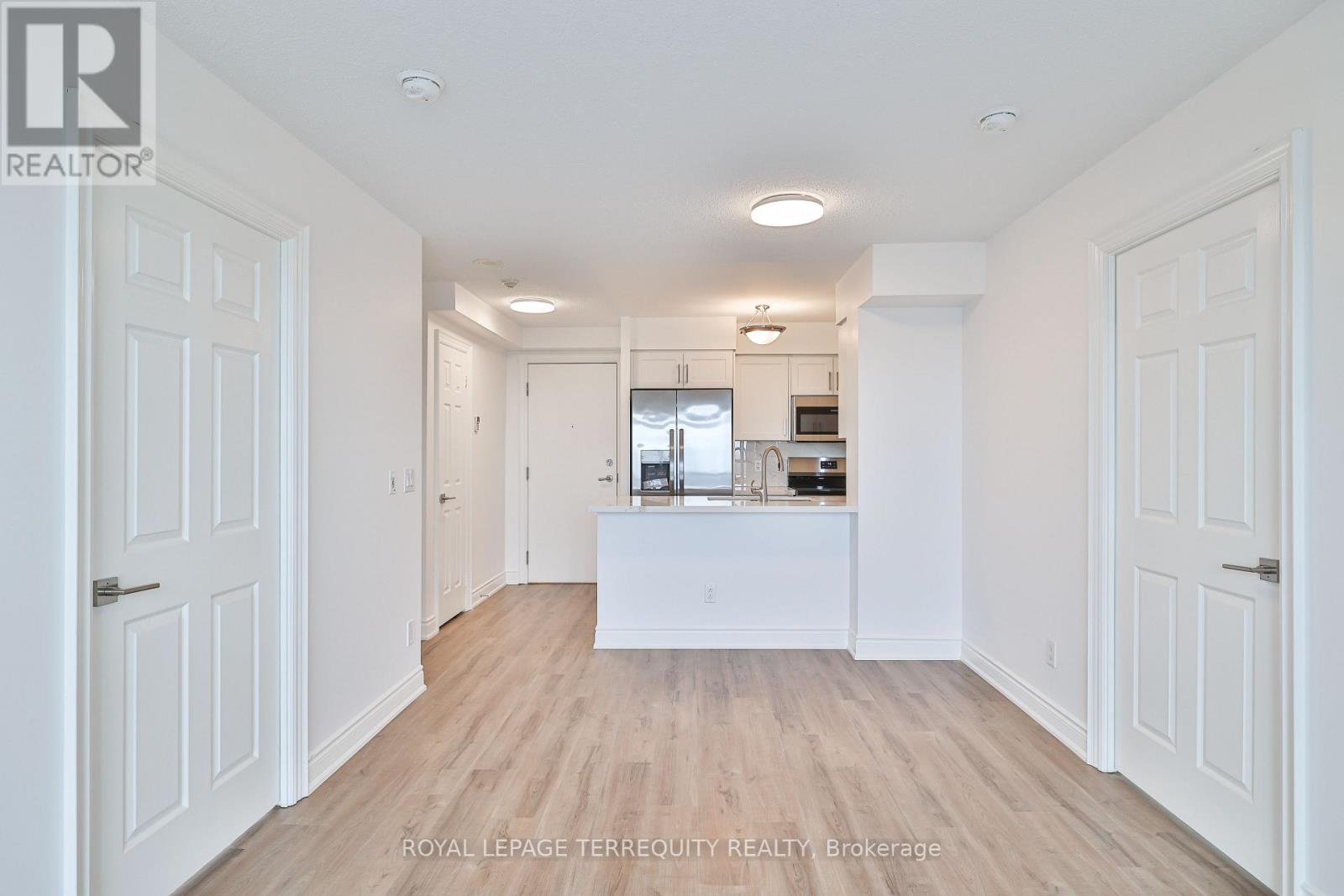 2411 - 15 Greenview Avenue, Toronto, Ontario  M2M 4M7 - Photo 14 - C12077340