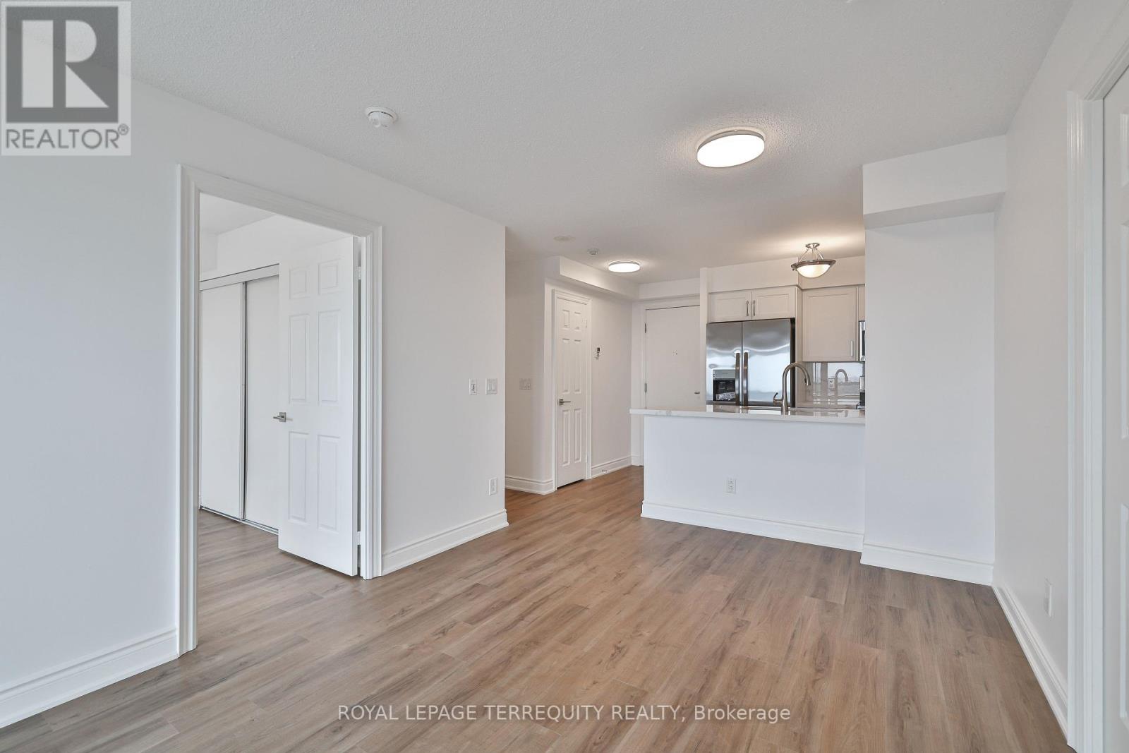 2411 - 15 Greenview Avenue, Toronto, Ontario  M2M 4M7 - Photo 15 - C12077340