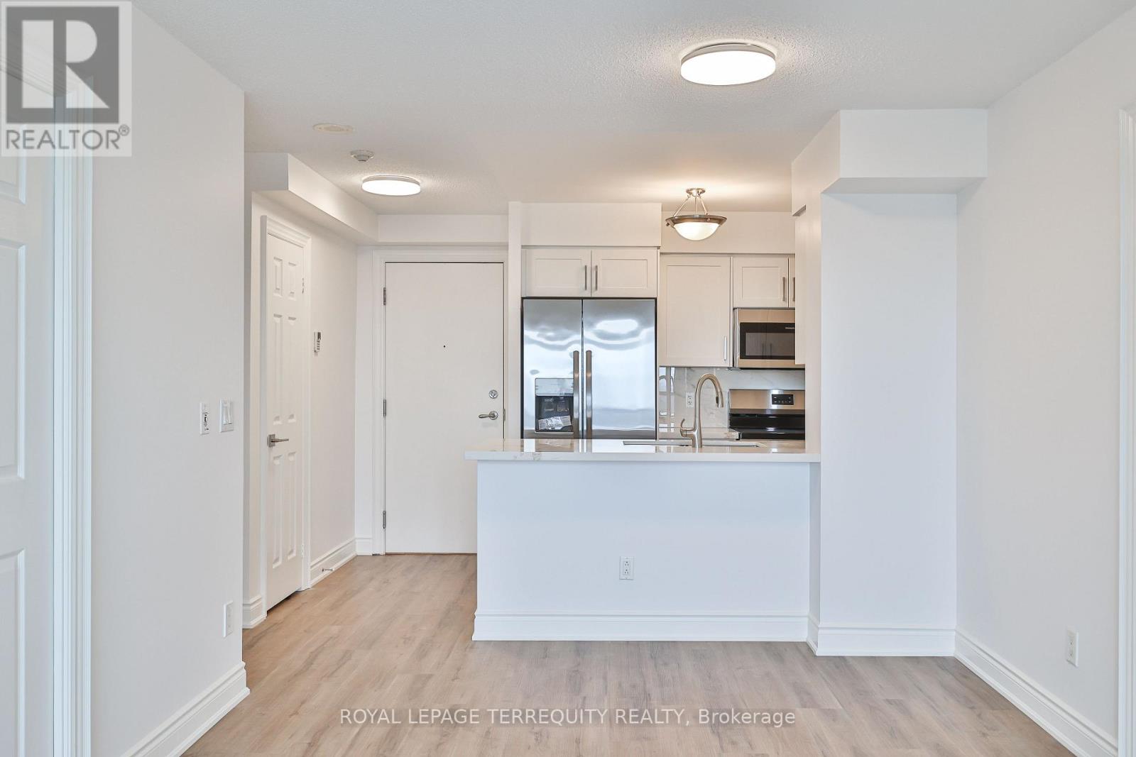 2411 - 15 Greenview Avenue, Toronto, Ontario  M2M 4M7 - Photo 18 - C12077340