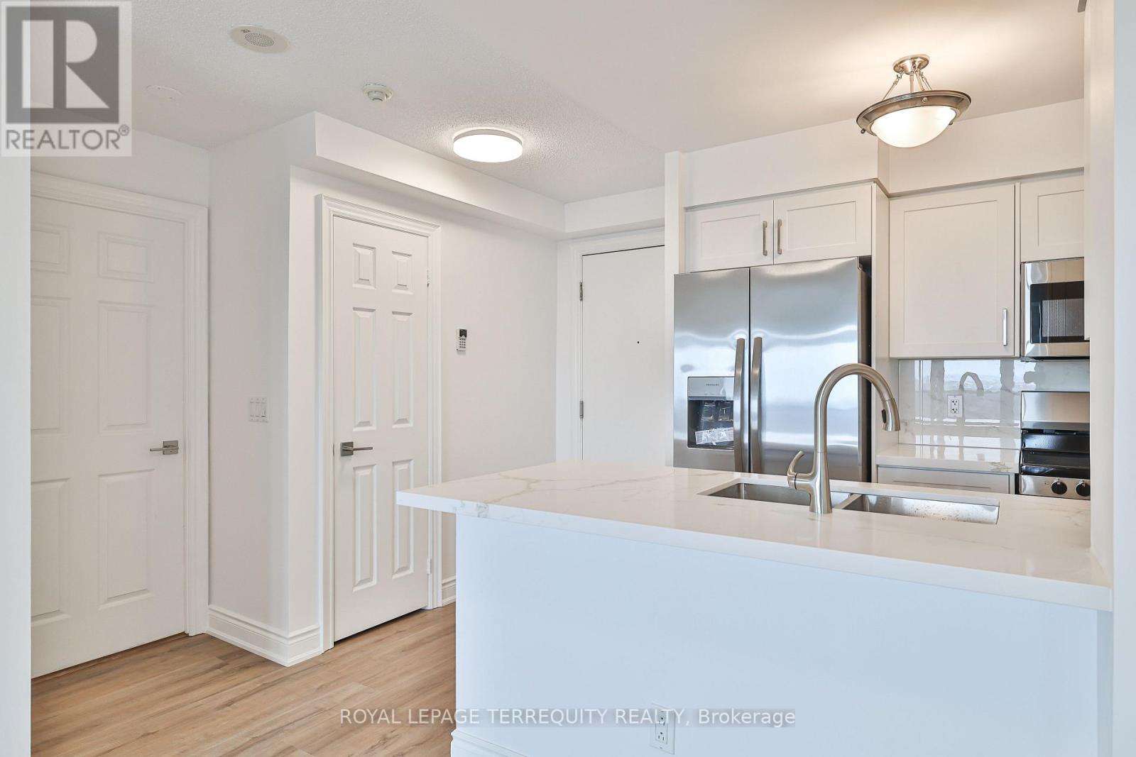 2411 - 15 Greenview Avenue, Toronto, Ontario  M2M 4M7 - Photo 20 - C12077340