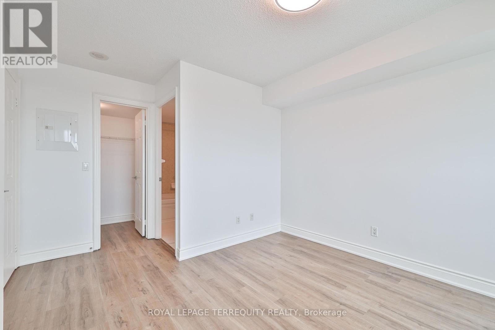 2411 - 15 Greenview Avenue, Toronto, Ontario  M2M 4M7 - Photo 26 - C12077340