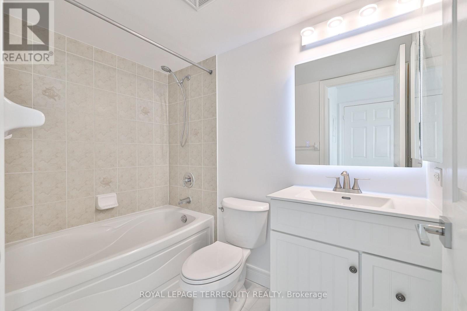2411 - 15 Greenview Avenue, Toronto, Ontario  M2M 4M7 - Photo 27 - C12077340