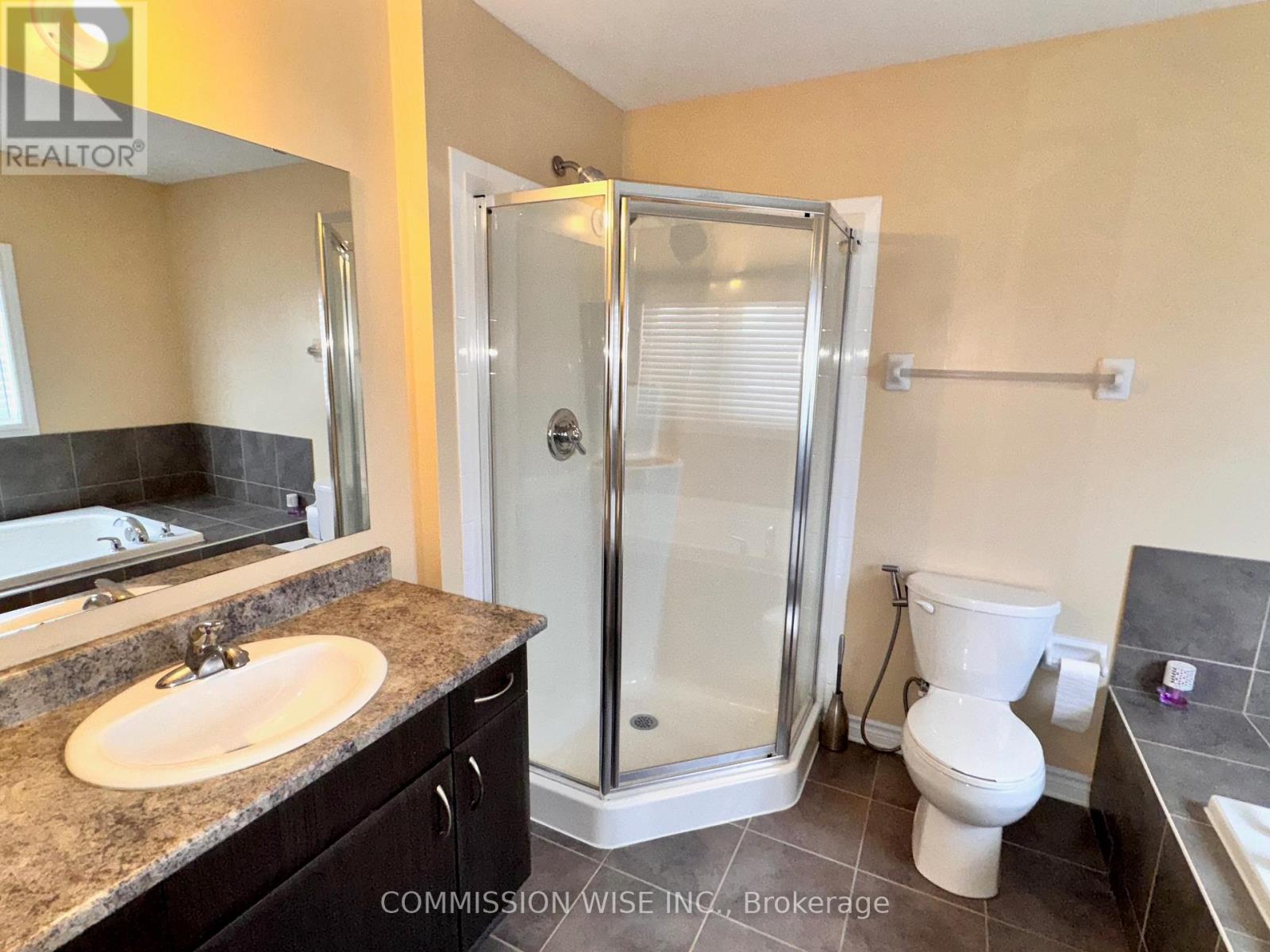 354 Kingbrook Drive, Ottawa, Ontario  K2M 0G2 - Photo 13 - X12077331