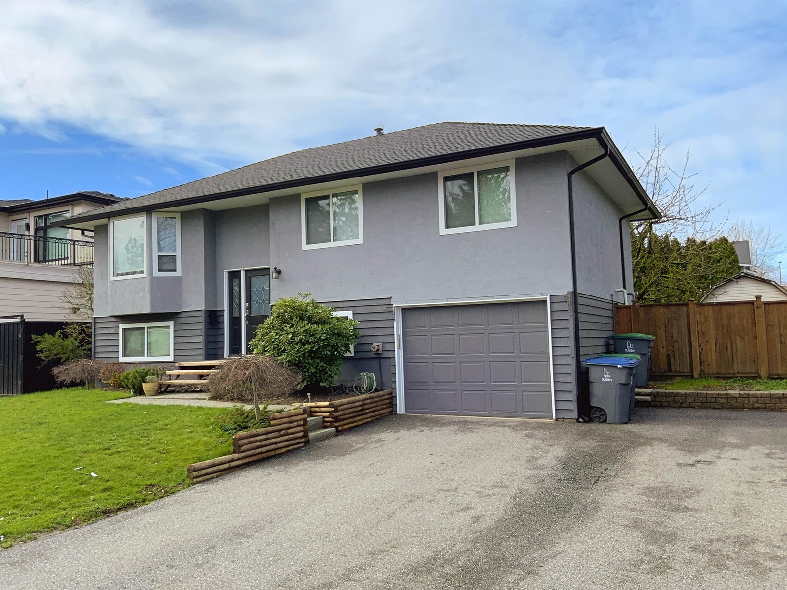 6315 Charbray Place, Surrey, British Columbia  V3S 5H6 - Photo 2 - R2988489