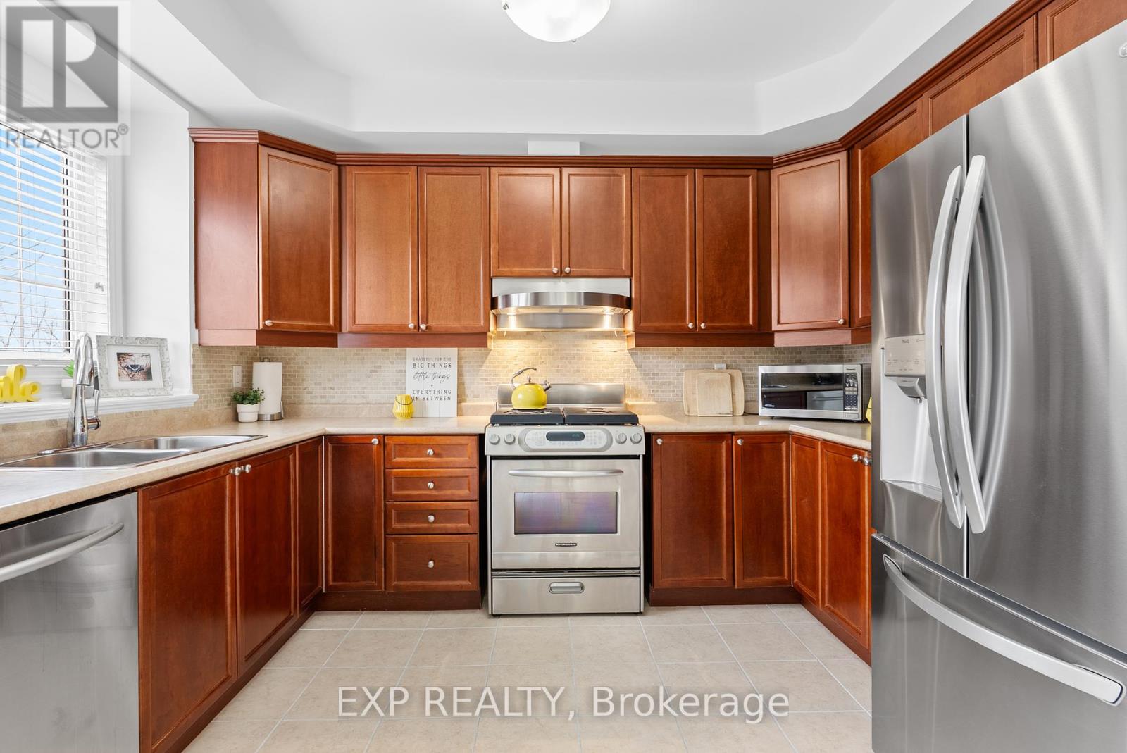 4 - 71 Puccini Drive, Richmond Hill, Ontario  L4E 4X8 - Photo 18 - N12077310
