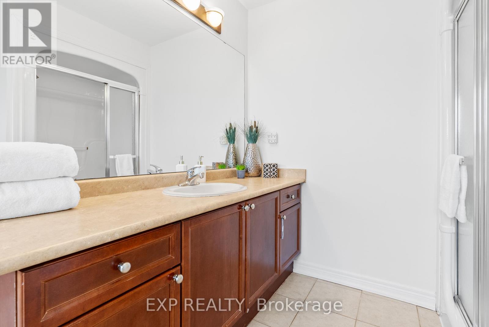 4 - 71 Puccini Drive, Richmond Hill, Ontario  L4E 4X8 - Photo 24 - N12077310