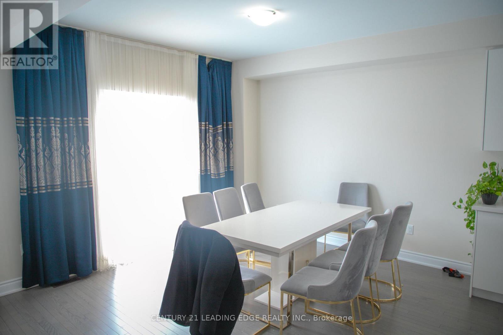 50 Mac Campbell Way S, Bradford West Gwillimbury, Ontario  L3Z 4M7 - Photo 12 - N12077343