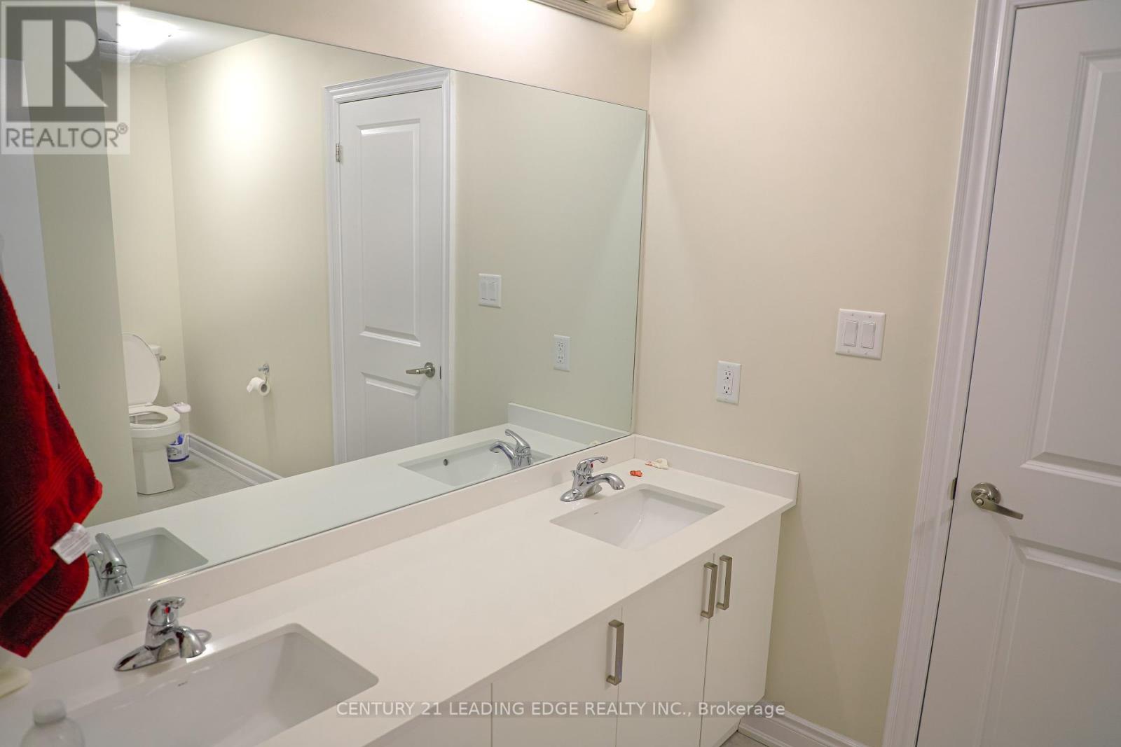 50 Mac Campbell Way S, Bradford West Gwillimbury, Ontario  L3Z 4M7 - Photo 25 - N12077343