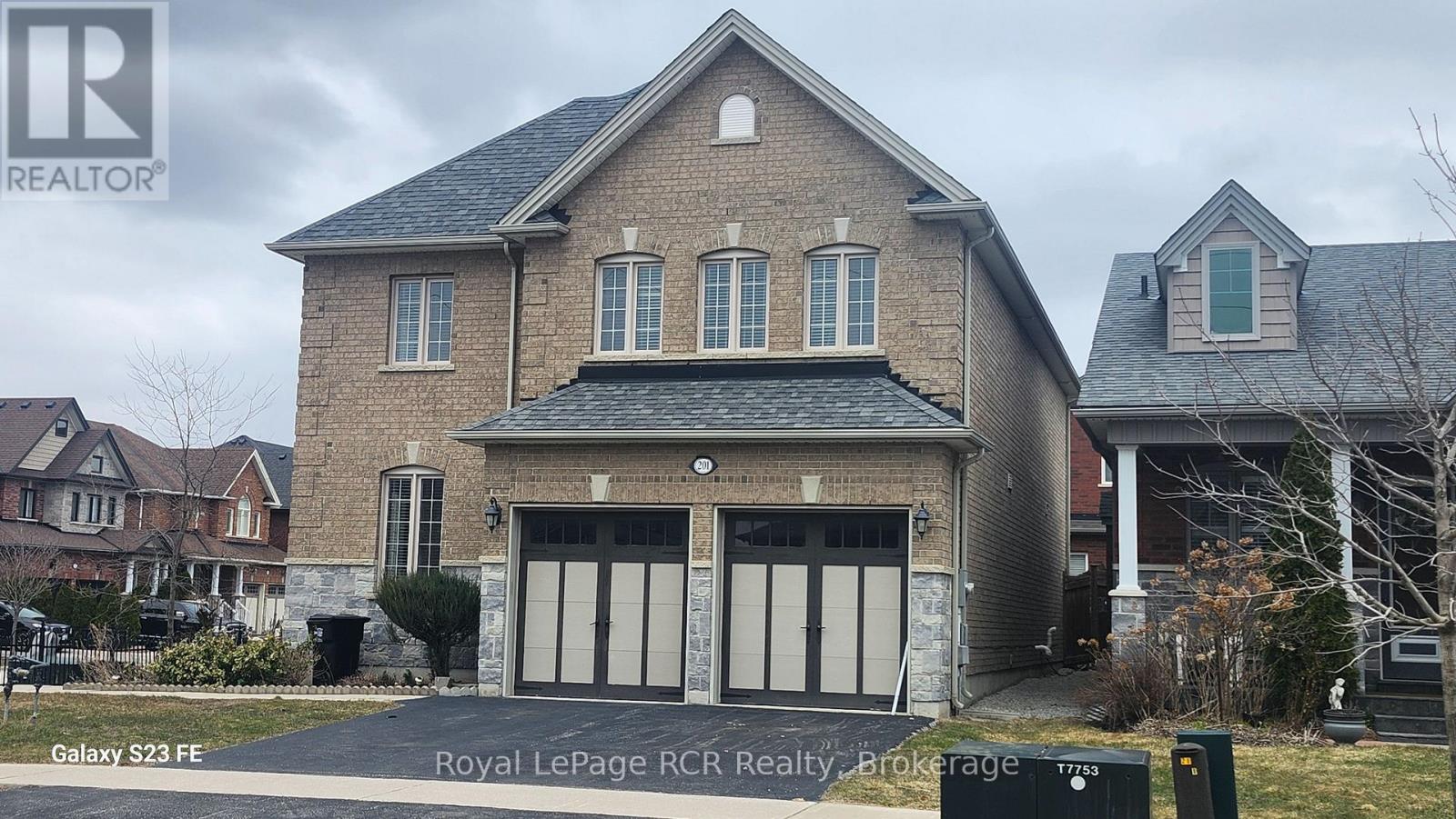 201 Eight Avenue, New Tecumseth, Ontario  L9R 1Z6 - Photo 3 - N12011091