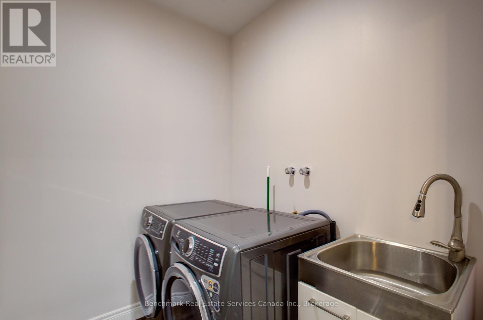 19 Winchester Crescent, North Perth, Ontario  N4W 0J8 - Photo 20 - X12018939