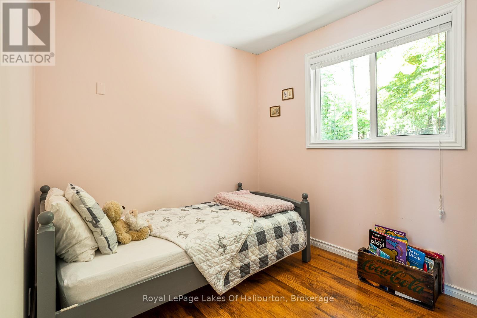 1047 Balmoral Lane, Highlands East, Ontario  K0M 1R0 - Photo 32 - X12025581