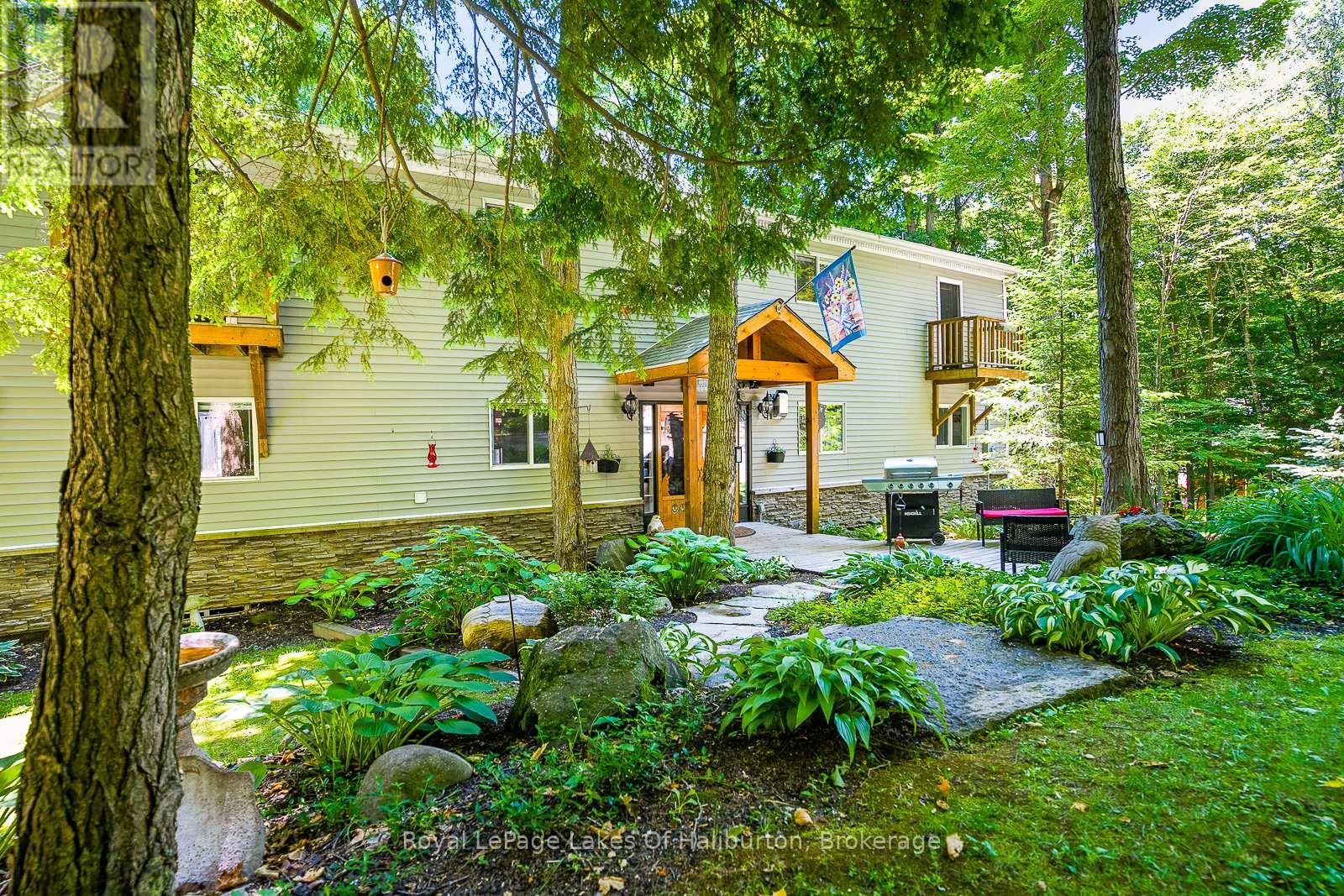 1047 Balmoral Lane, Highlands East, Ontario  K0M 1R0 - Photo 48 - X12025581