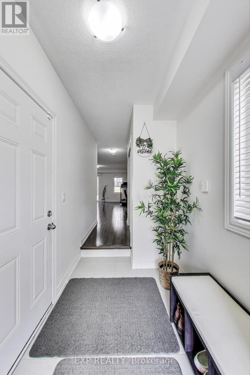 Property at 3947 TUFGAR CRESCENT image 4