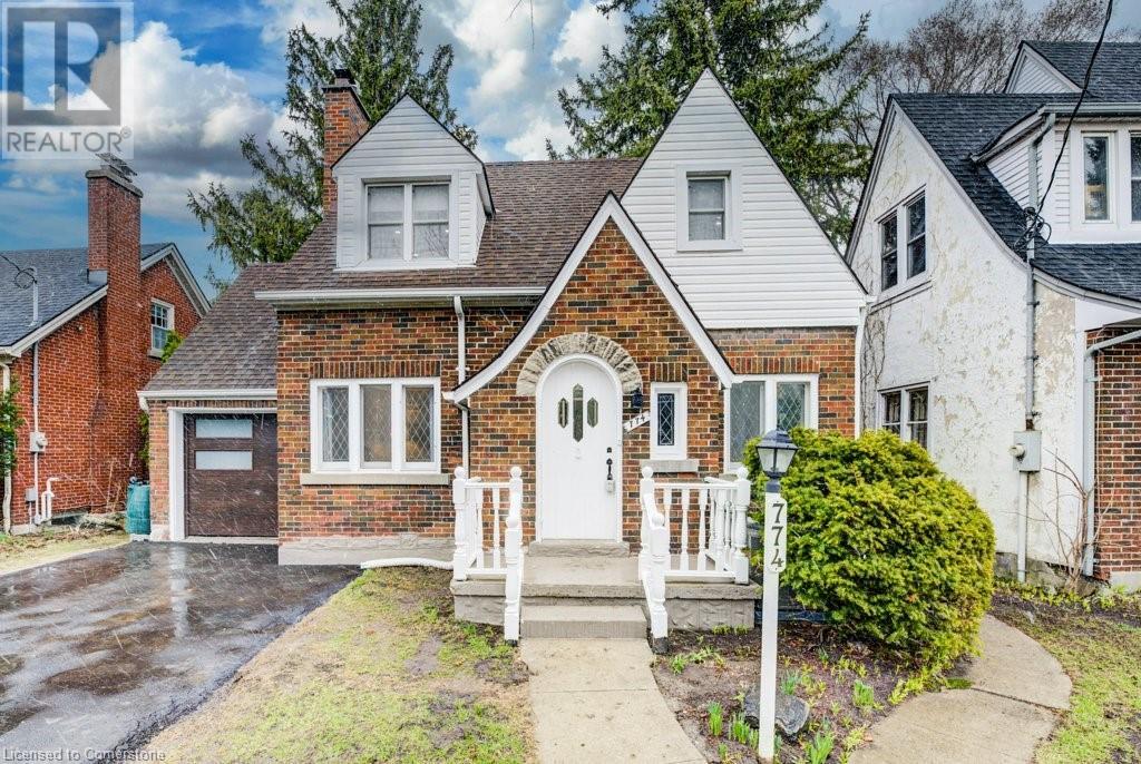 Property at 774 BELMONT Avenue W image 2