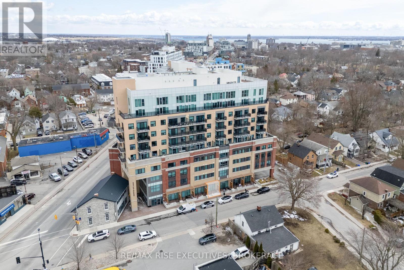104 - 652 Princess Street, Kingston, Ontario  K7L 3Z9 - Photo 2 - X12077428