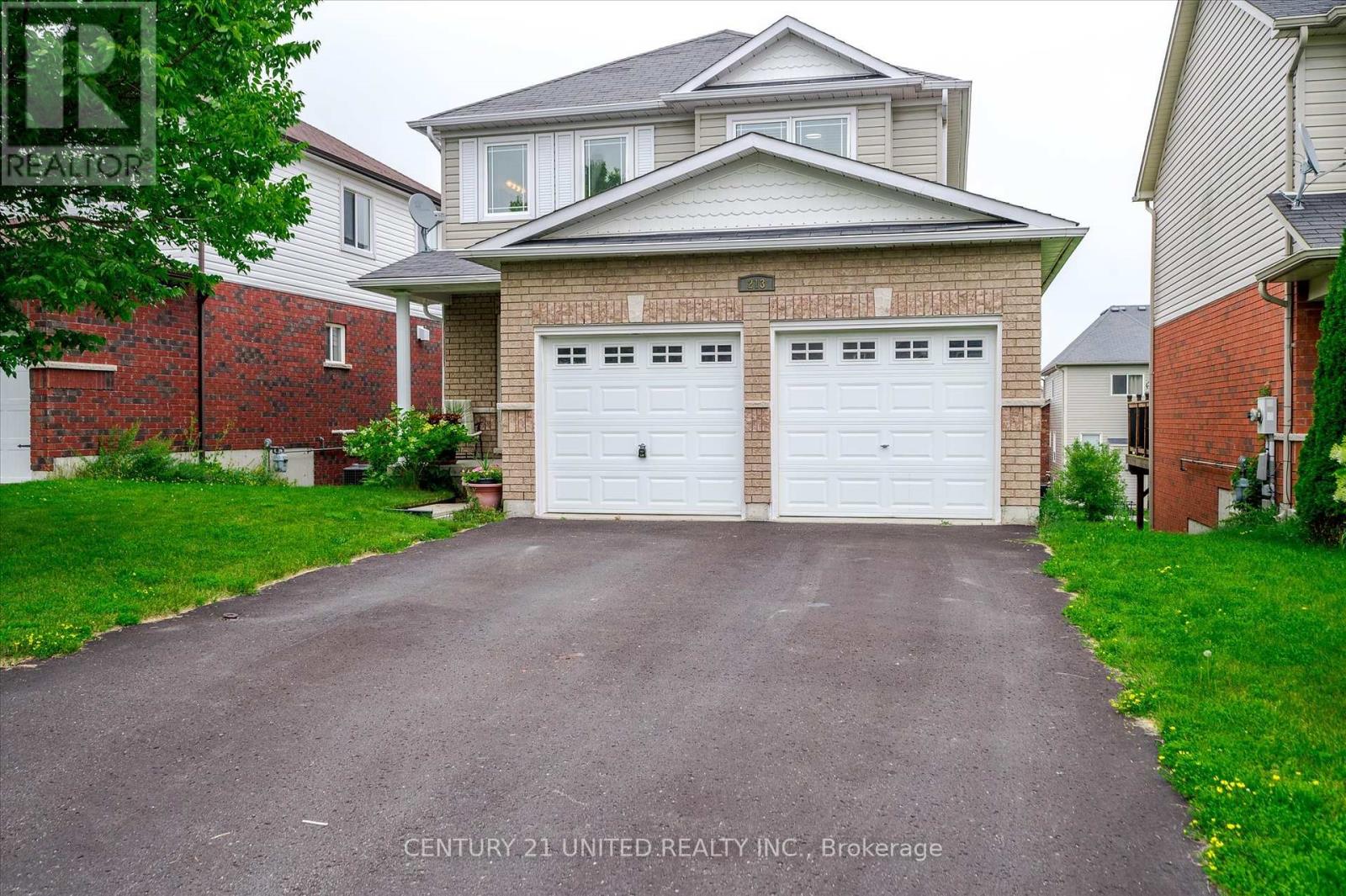 Property at 213 FARRIER CRESCENT image 3