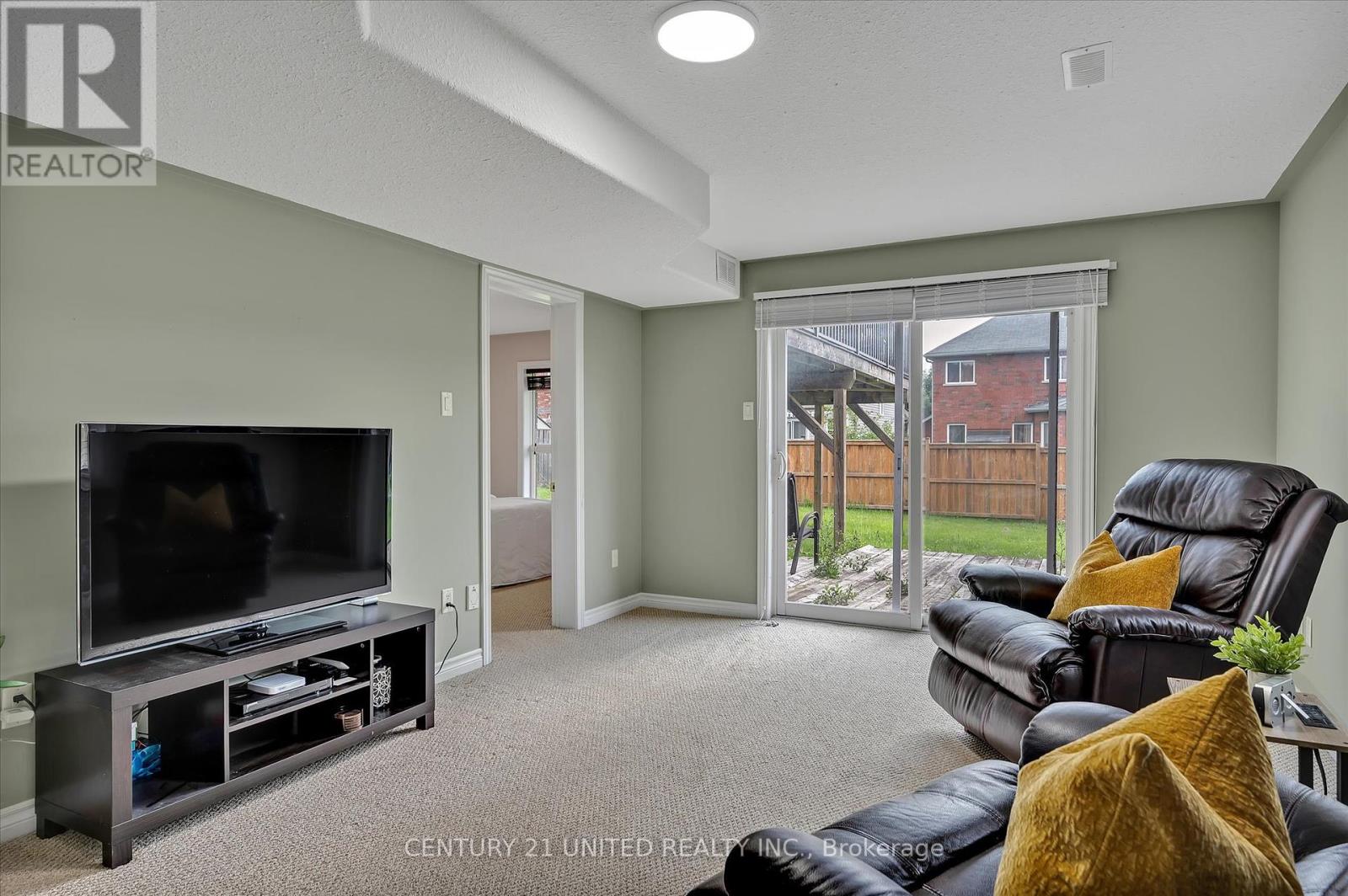 213 Farrier Crescent, Peterborough North, Ontario  K9L 0A6 - Photo 31 - X12077490