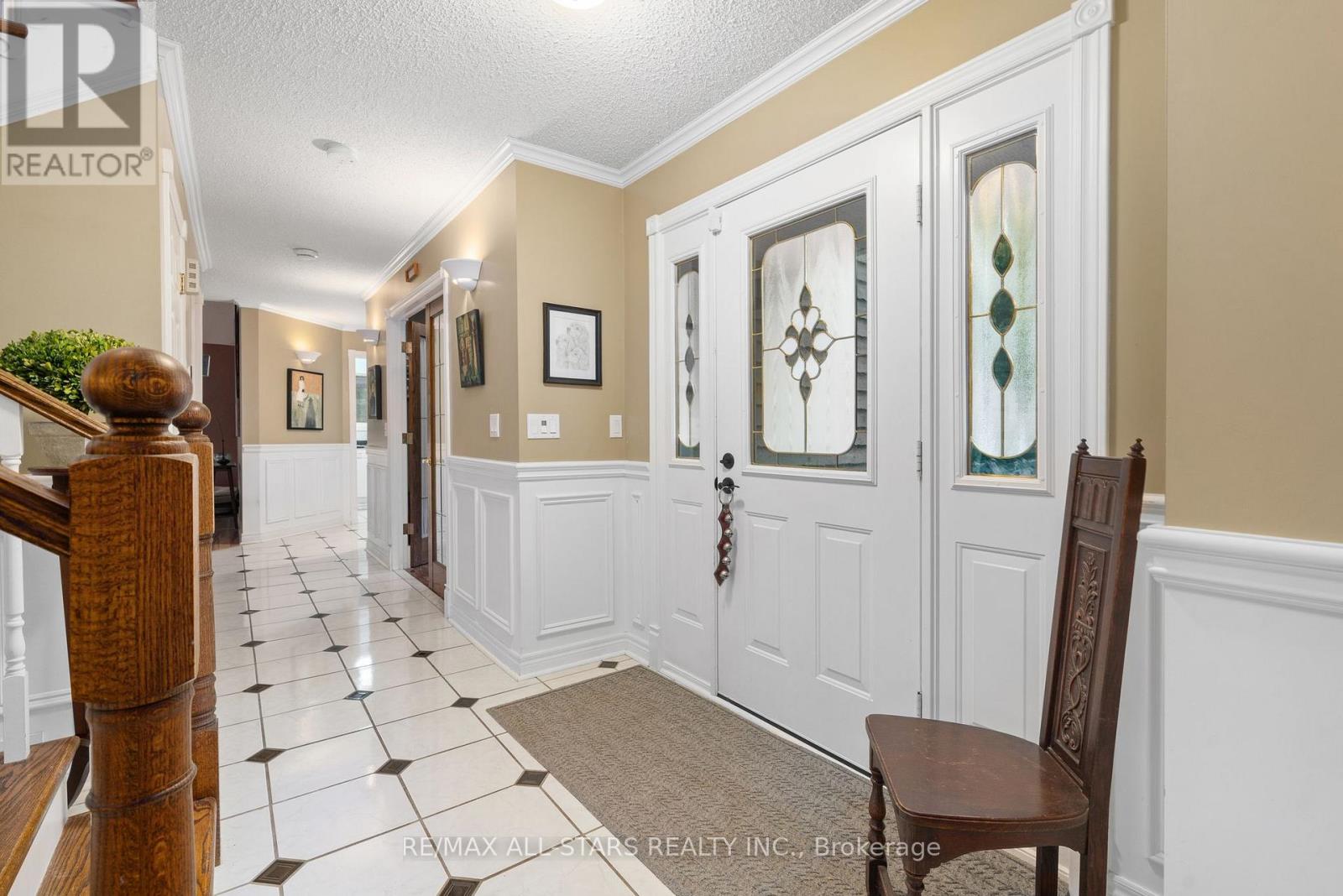11 Aneva Court, Kawartha Lakes, Ontario  K0M 1N0 - Photo 5 - X12037333