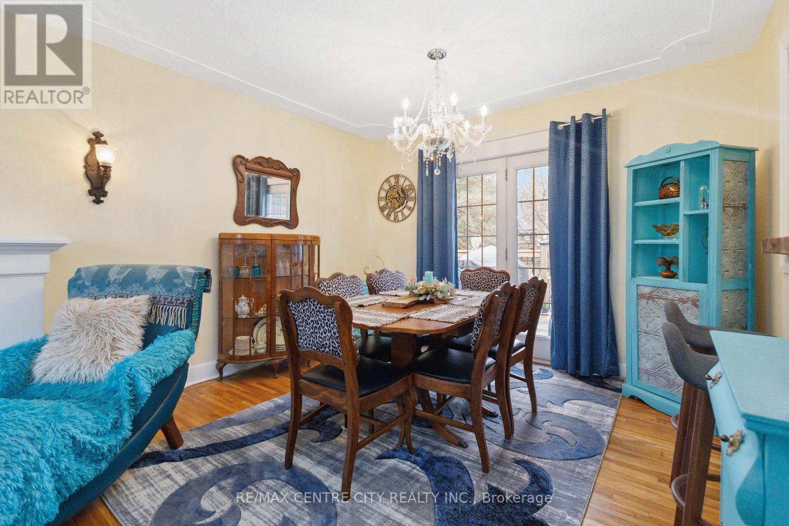 227 Oakland Avenue, London East (East M), Ontario  N5W 4J2 - Photo 13 - X12077400
