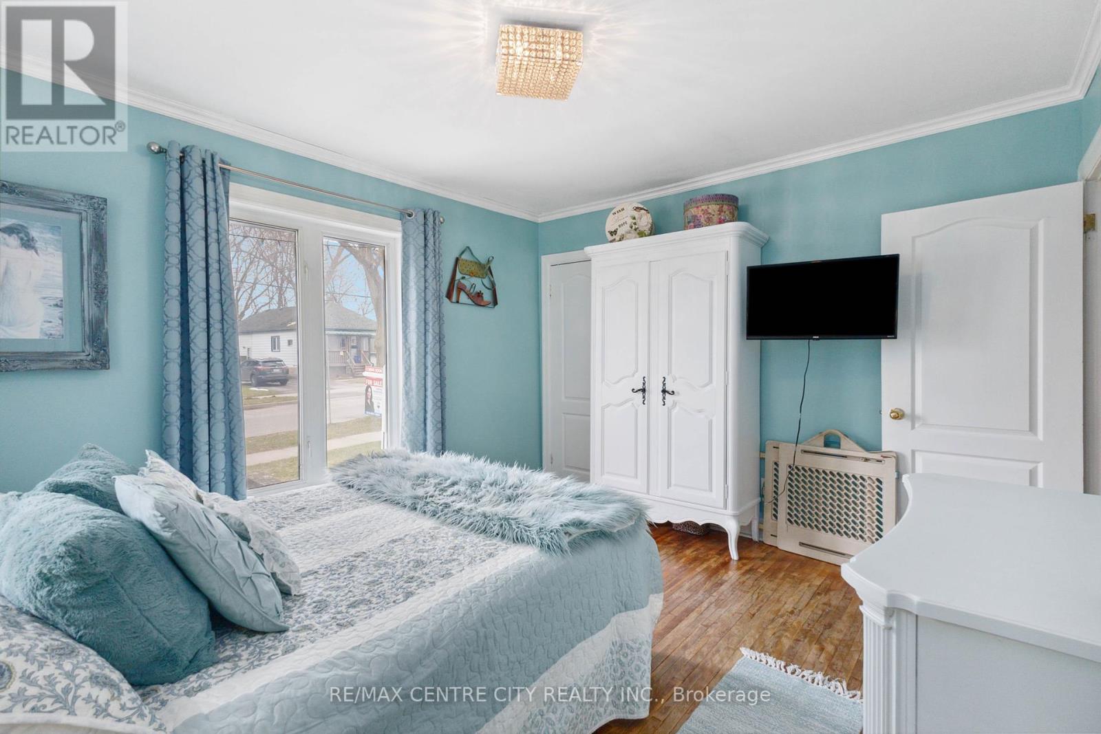 227 Oakland Avenue, London East (East M), Ontario  N5W 4J2 - Photo 27 - X12077400