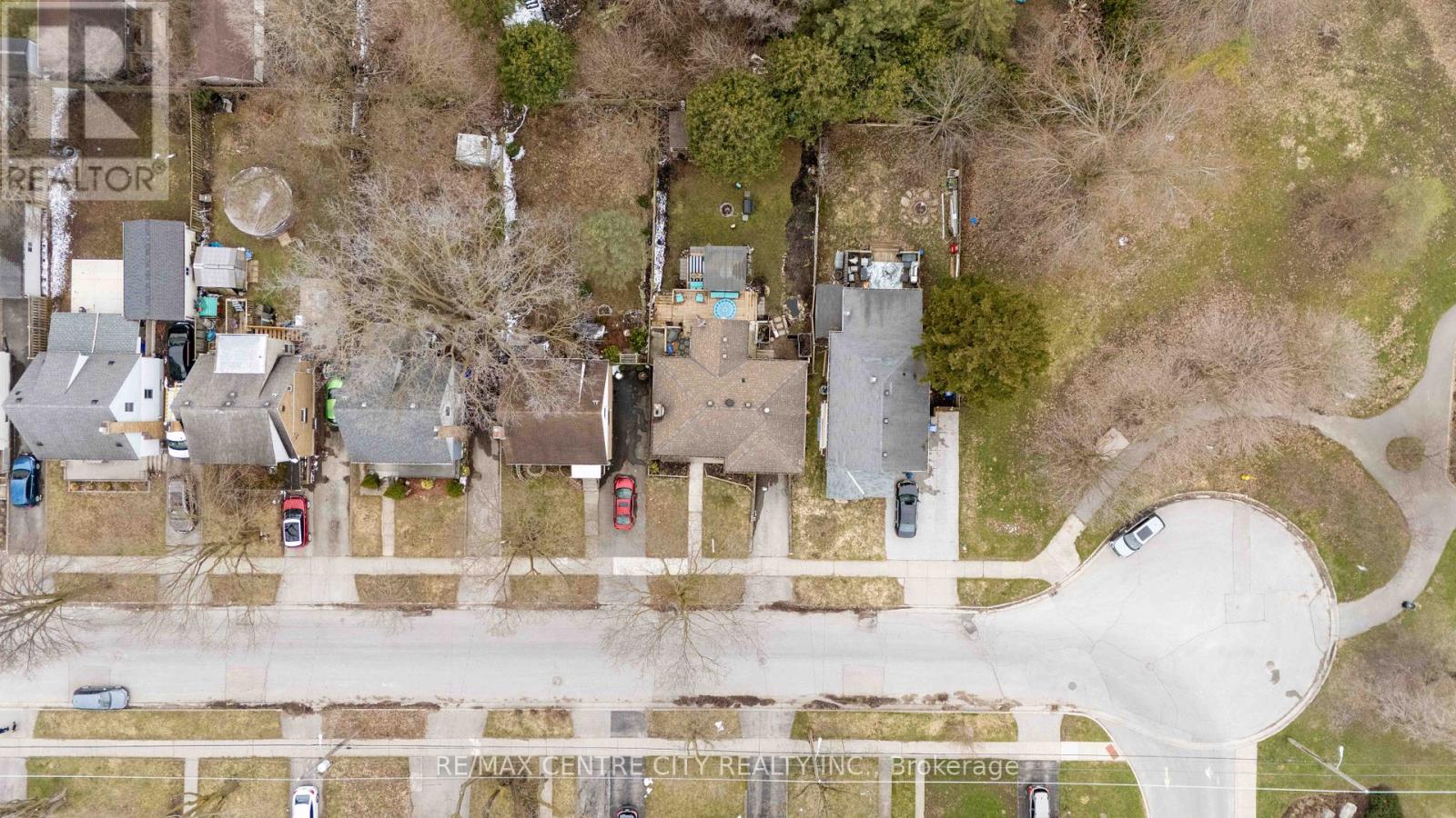 227 Oakland Avenue, London East (East M), Ontario  N5W 4J2 - Photo 44 - X12077400