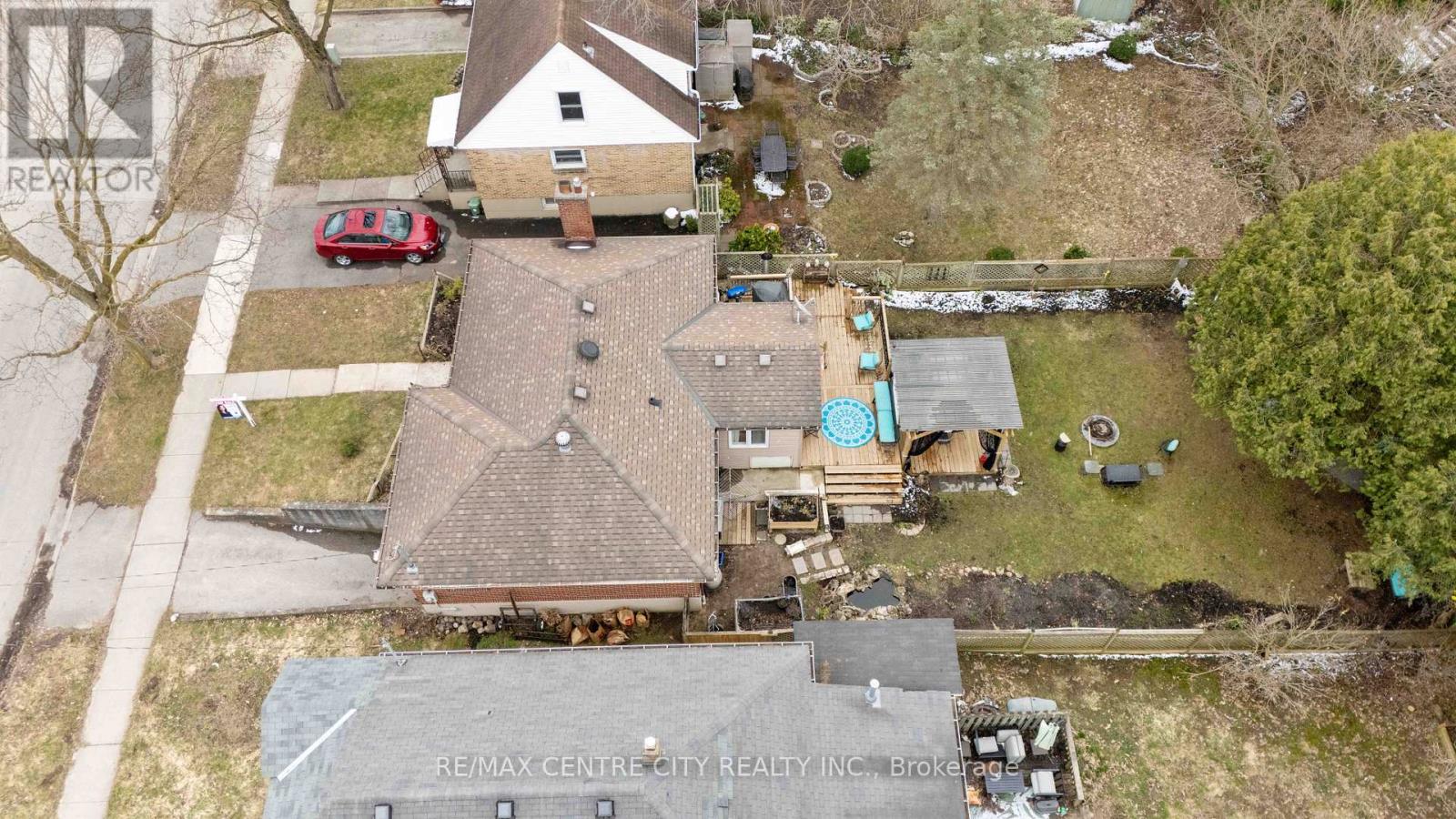 227 Oakland Avenue, London East (East M), Ontario  N5W 4J2 - Photo 46 - X12077400