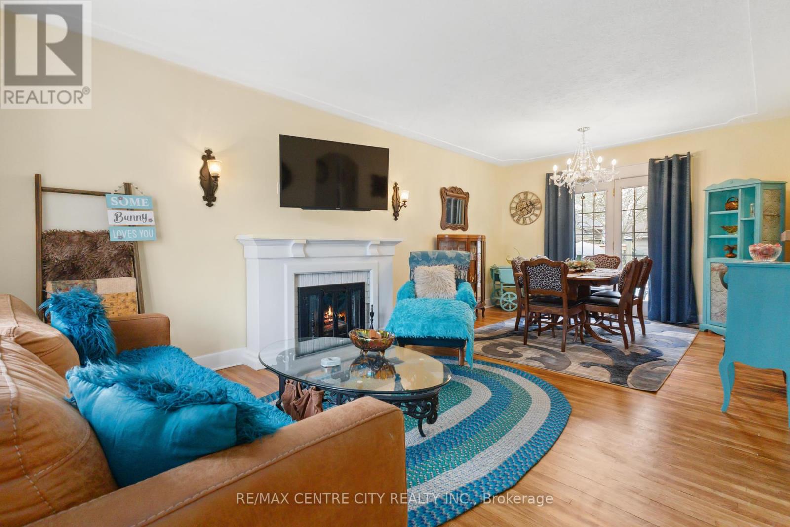 227 Oakland Avenue, London East (East M), Ontario  N5W 4J2 - Photo 7 - X12077400