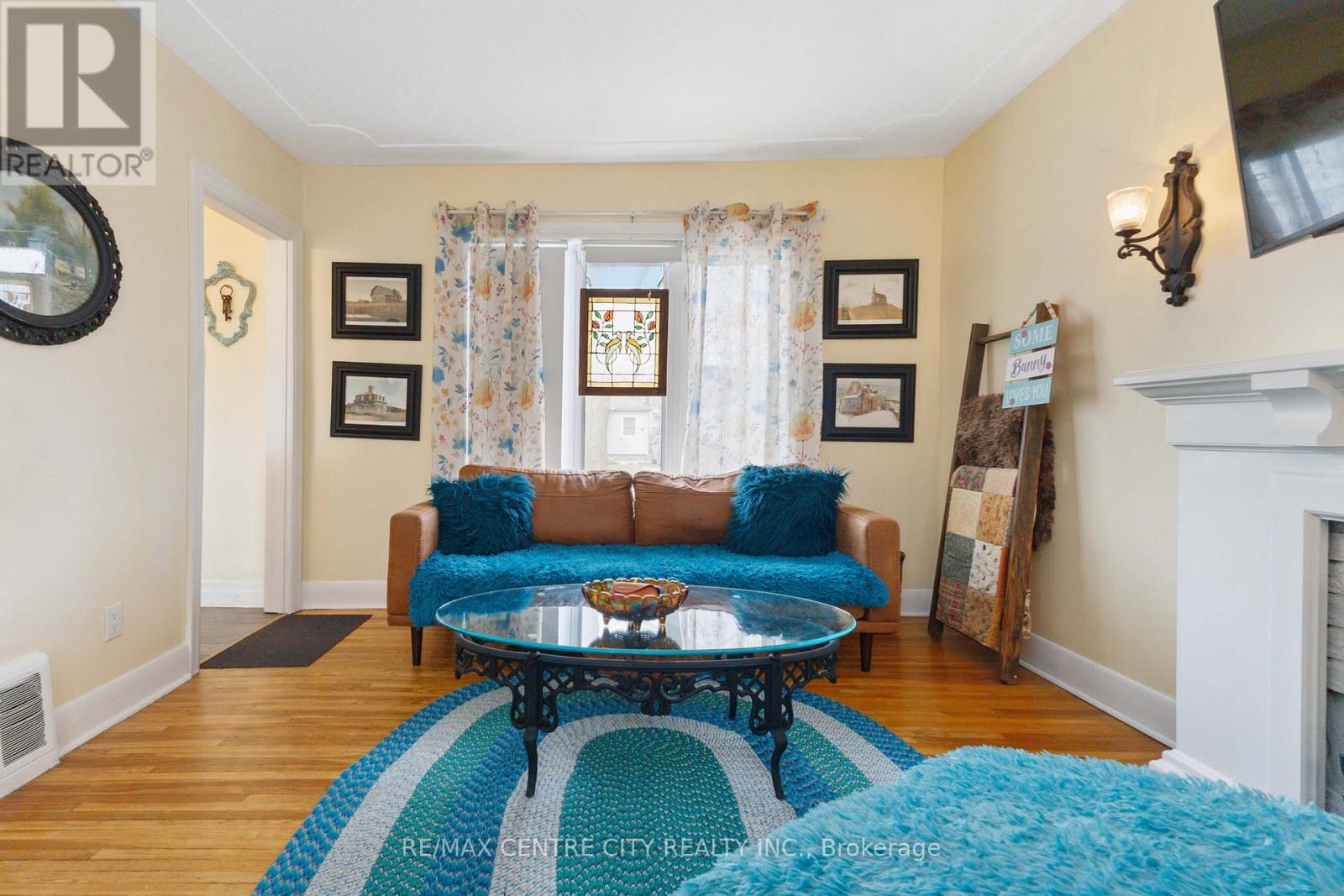 227 Oakland Avenue, London East (East M), Ontario  N5W 4J2 - Photo 9 - X12077400