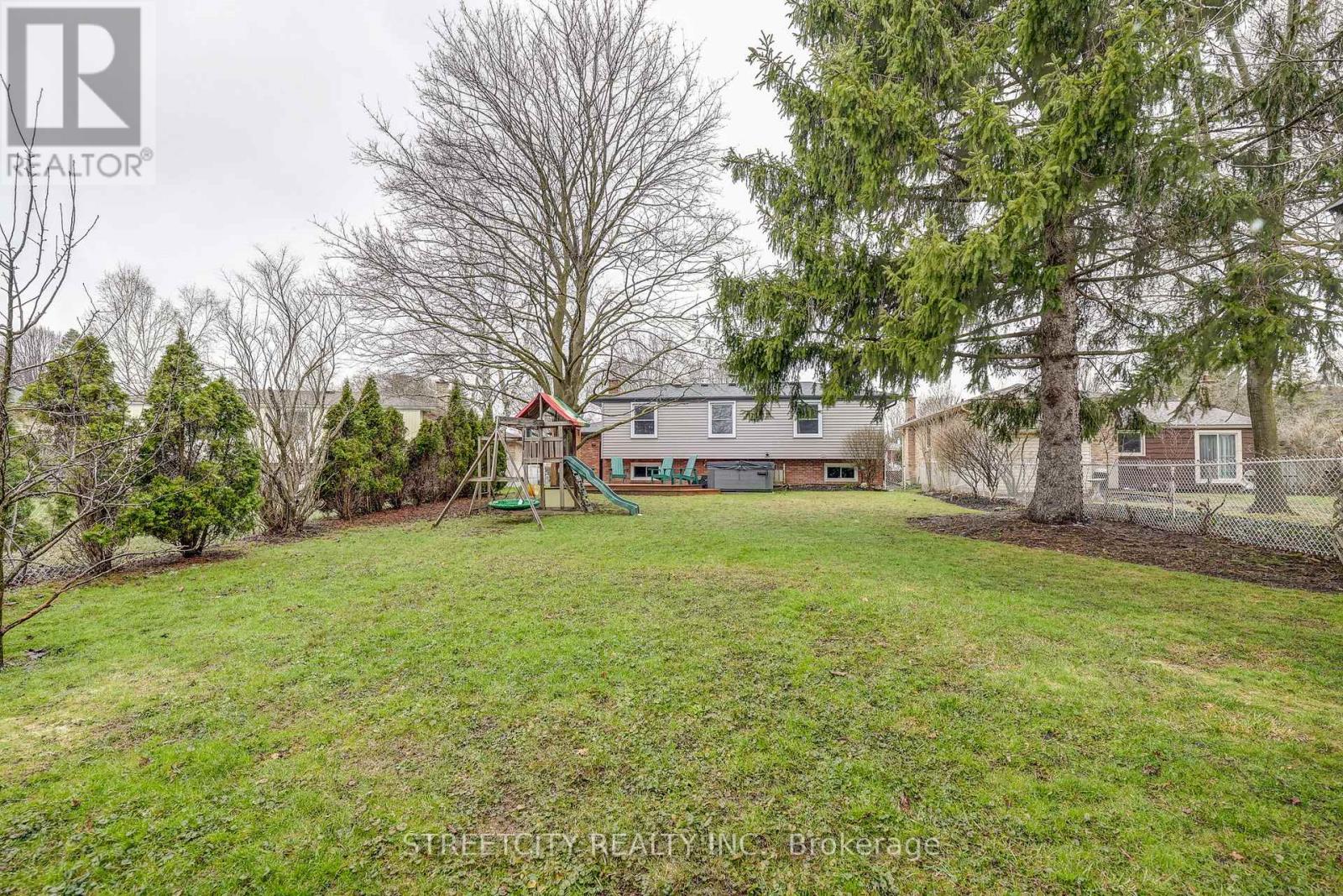 Photo 46 of 50 for 793 Grenfell Drive