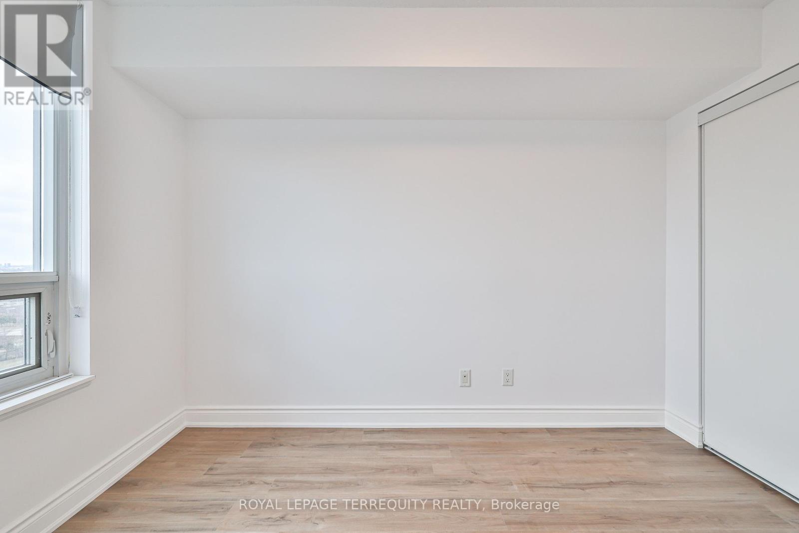 2411 - 15 Greenview Avenue, Toronto, Ontario  M2M 4M7 - Photo 30 - C12077340