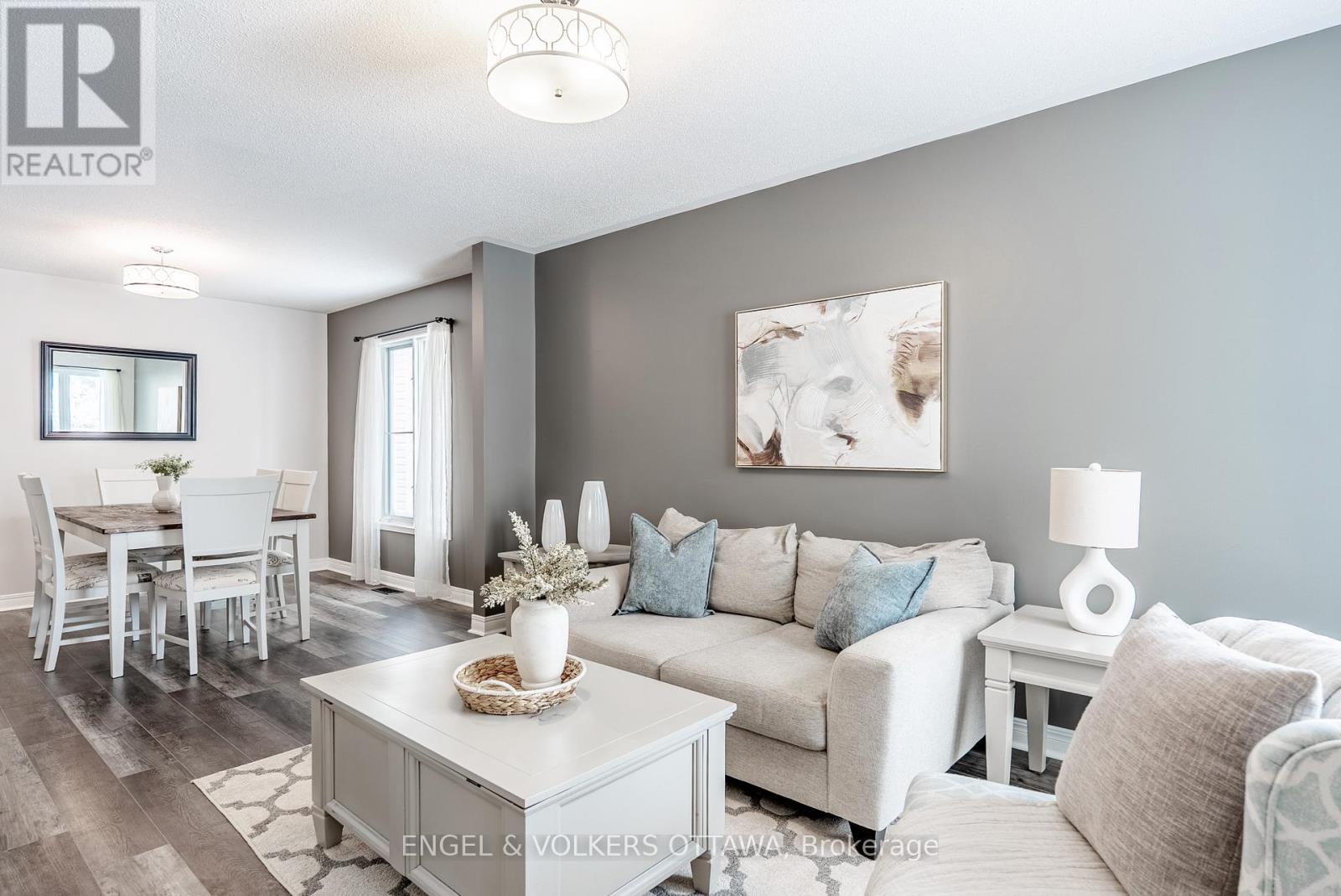 Property at 18 AVONHURST AVENUE image 5