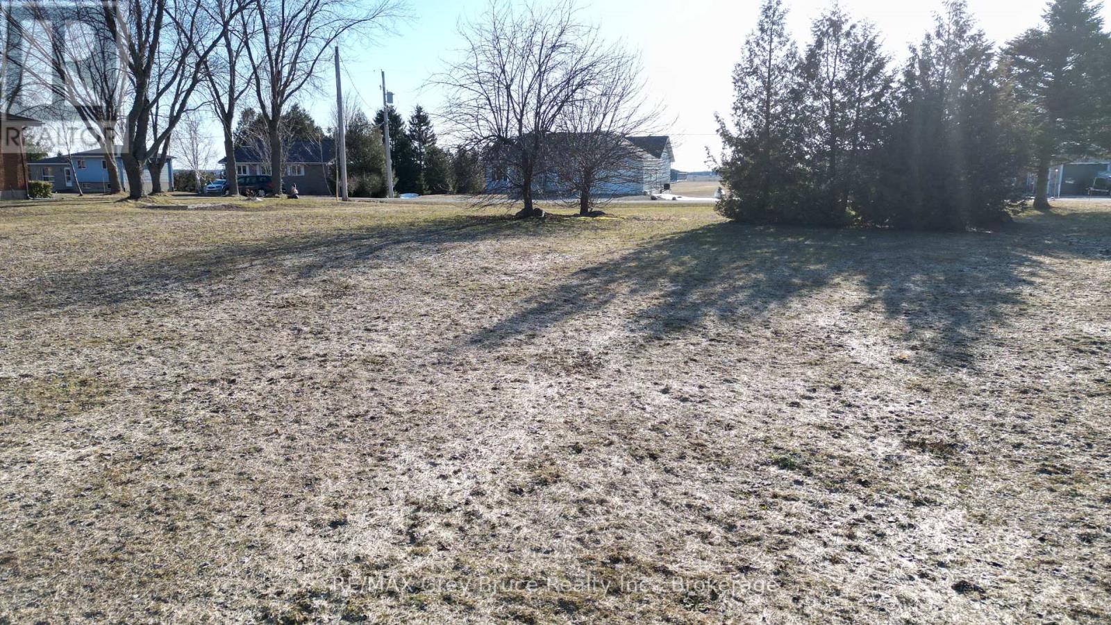 15 Bayfield Street, Northern Bruce Peninsula, Ontario  N0H 1W0 - Photo 26 - X12077406