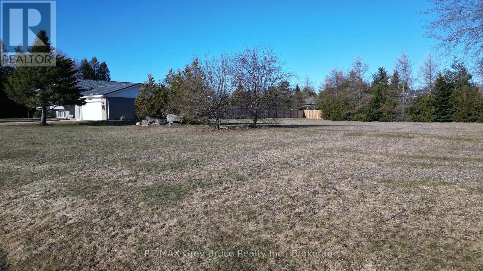 15 Bayfield Street, Northern Bruce Peninsula, Ontario  N0H 1W0 - Photo 30 - X12077406