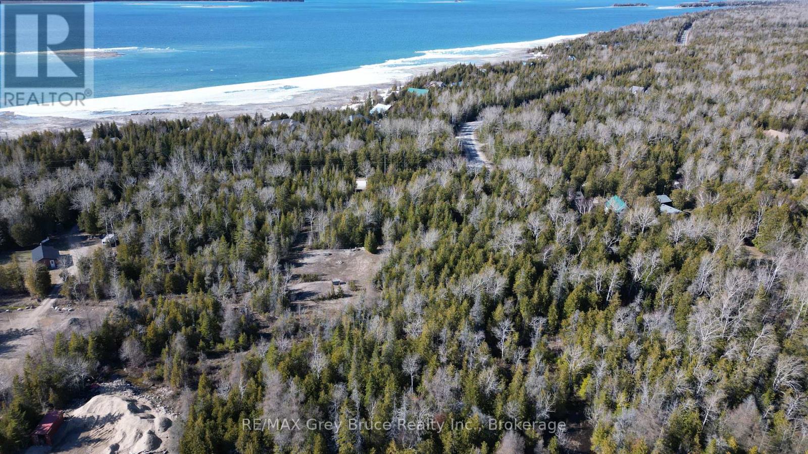 743 Spry Road, Northern Bruce Peninsula, Ontario  N0H 1W0 - Photo 10 - X12077494