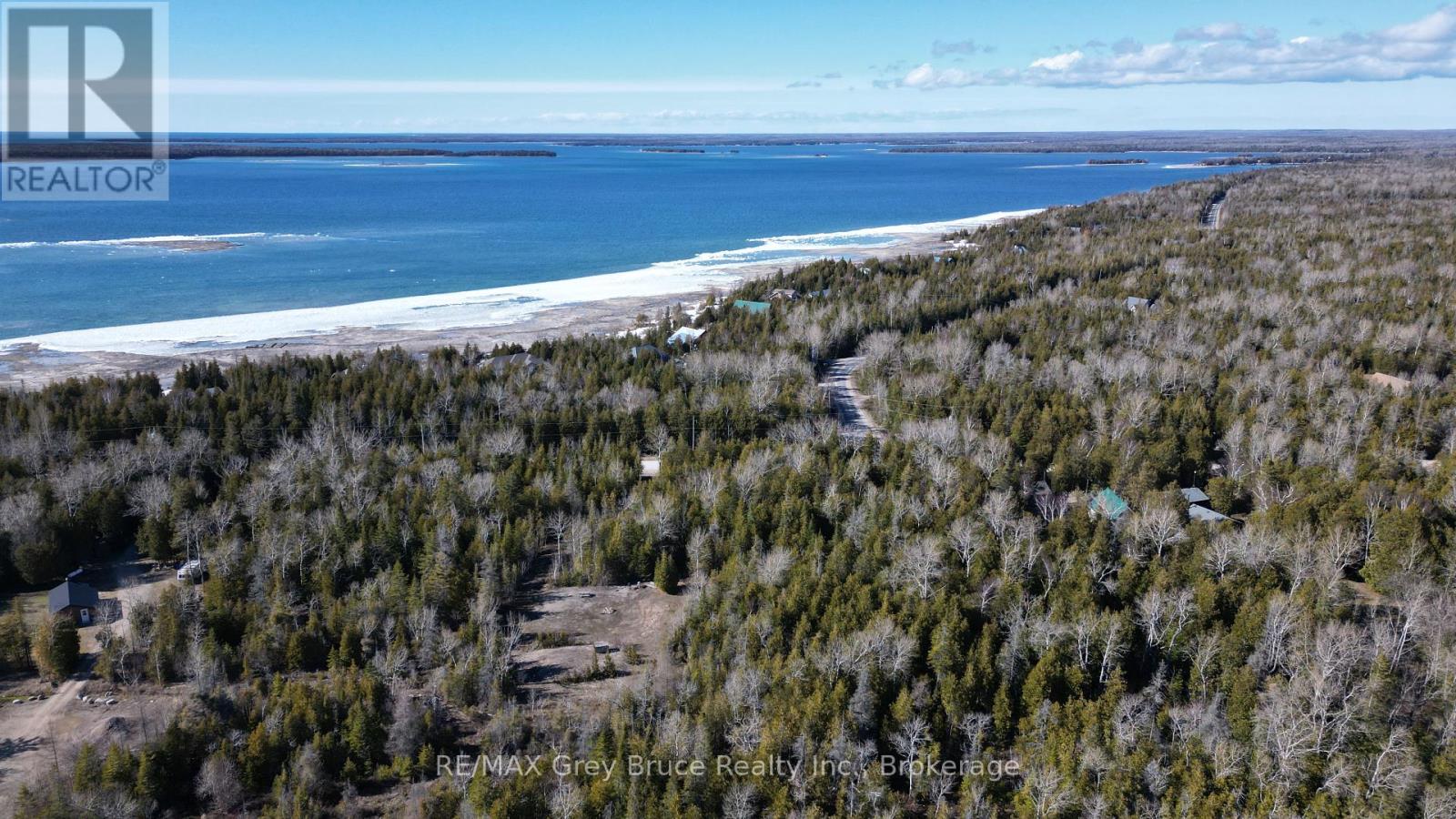 743 Spry Road, Northern Bruce Peninsula, Ontario  N0H 1W0 - Photo 11 - X12077494