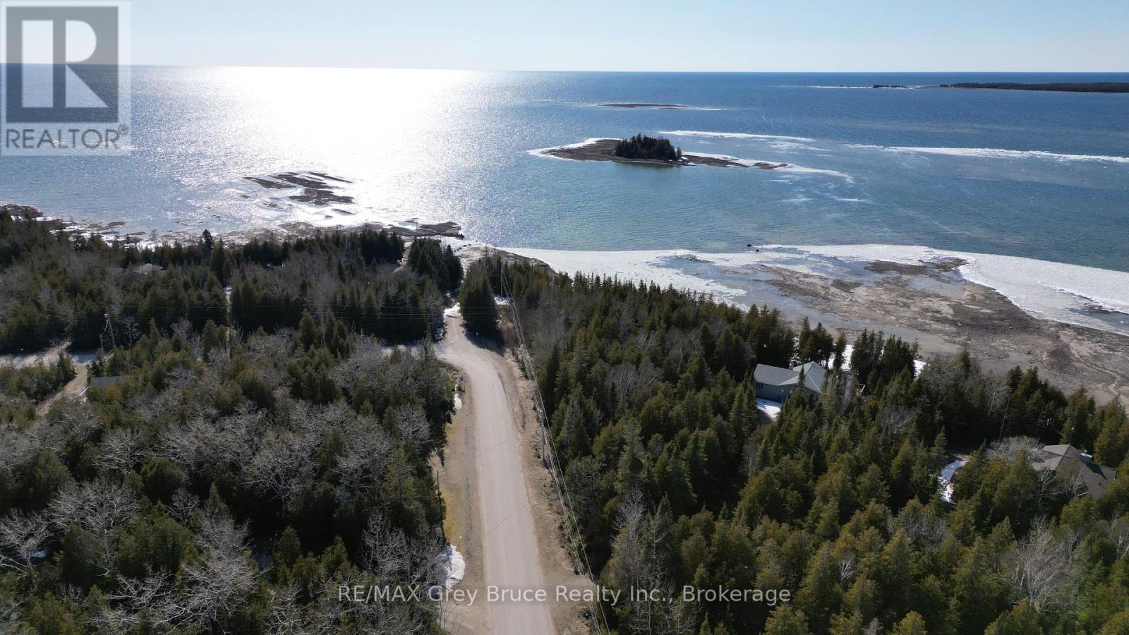 743 Spry Road, Northern Bruce Peninsula, Ontario  N0H 1W0 - Photo 19 - X12077494