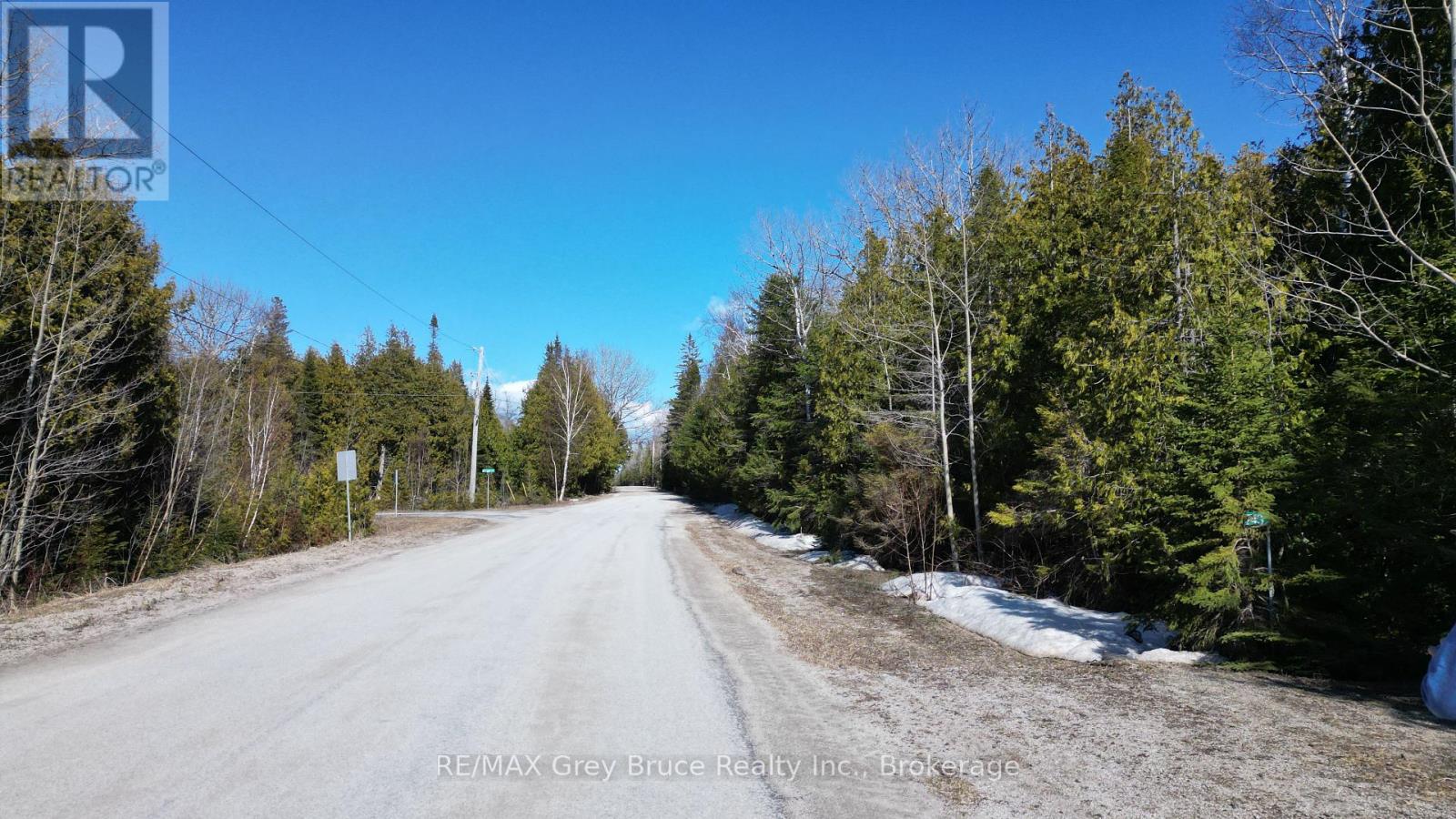 743 Spry Road, Northern Bruce Peninsula, Ontario  N0H 1W0 - Photo 21 - X12077494