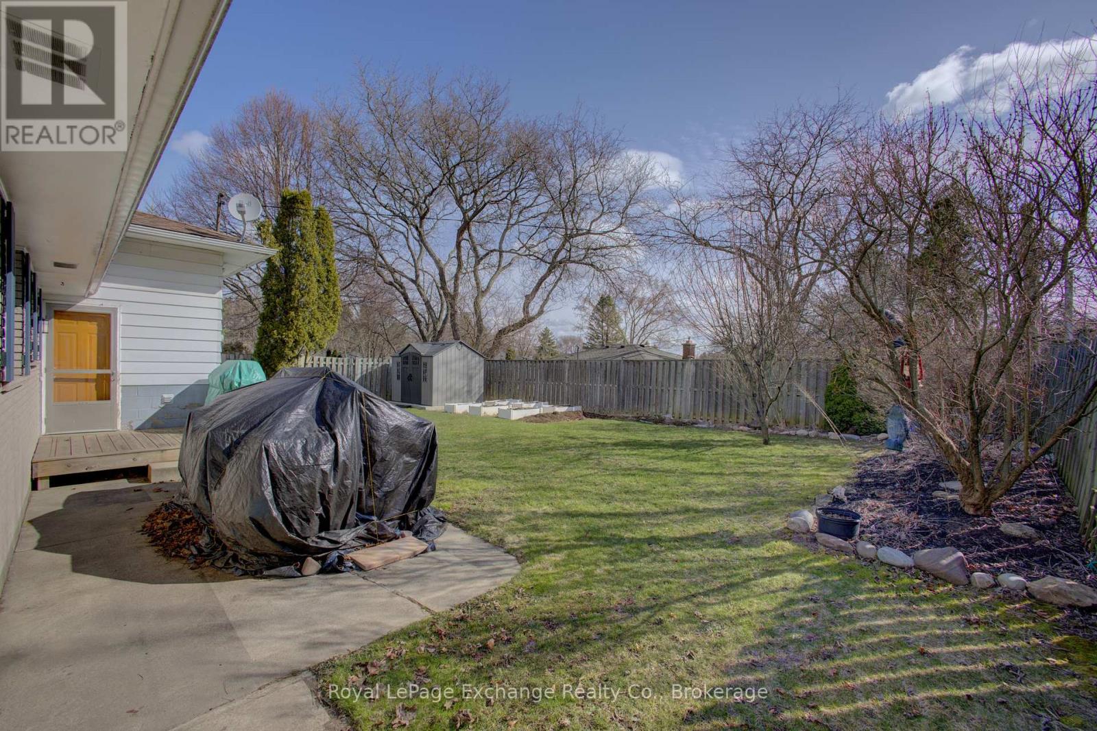 9 Orchard Avenue, Hamilton, Ontario  L9H 4A1 - Photo 30 - X12077540