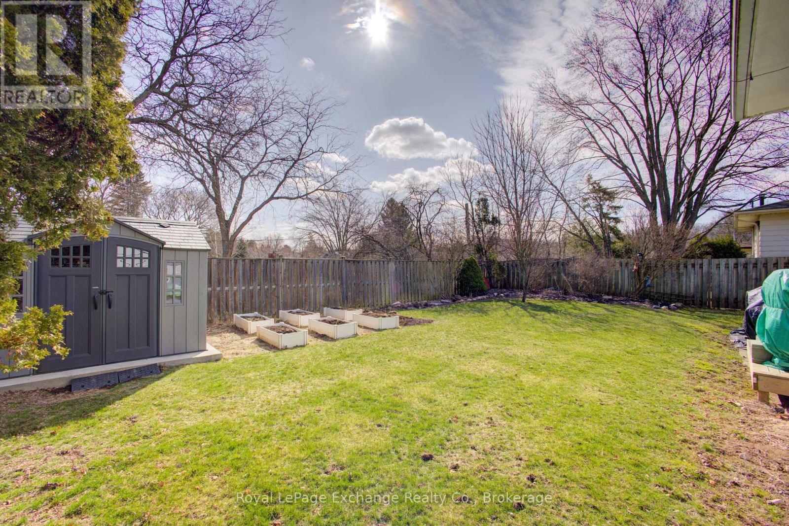 9 Orchard Avenue, Hamilton, Ontario  L9H 4A1 - Photo 35 - X12077540