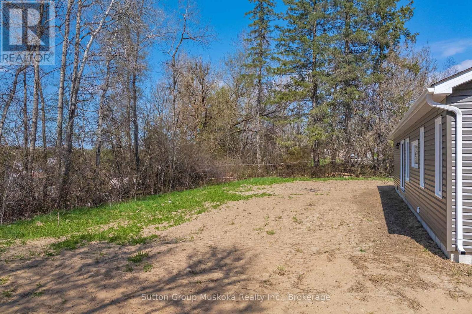 485 High Street S, Burk's Falls, Ontario  P0A 1C0 - Photo 37 - X12077553