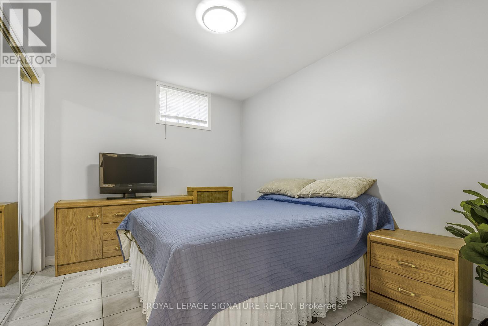 Bsmt - 58 Sammon Avenue, Toronto, Ontario  M4J 1Y6 - Photo 8 - E12077113