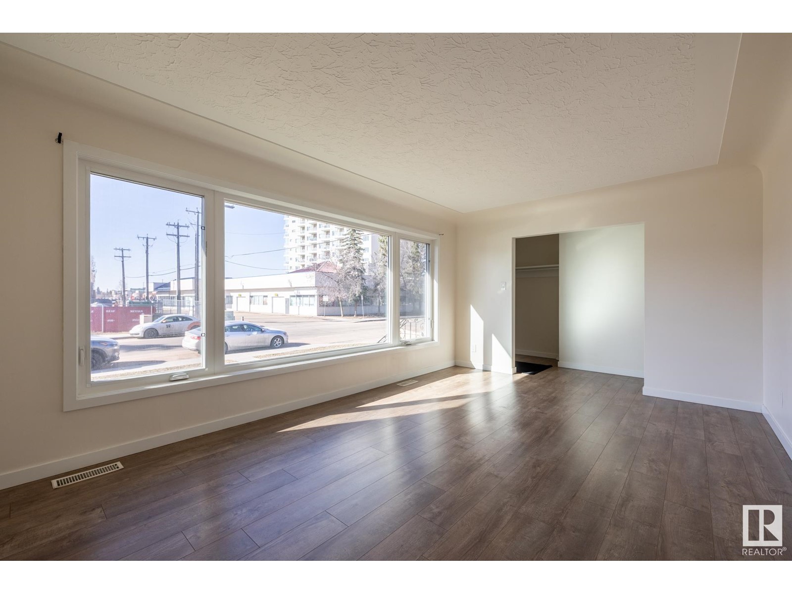 Property at 13236 115 AV NW image 5