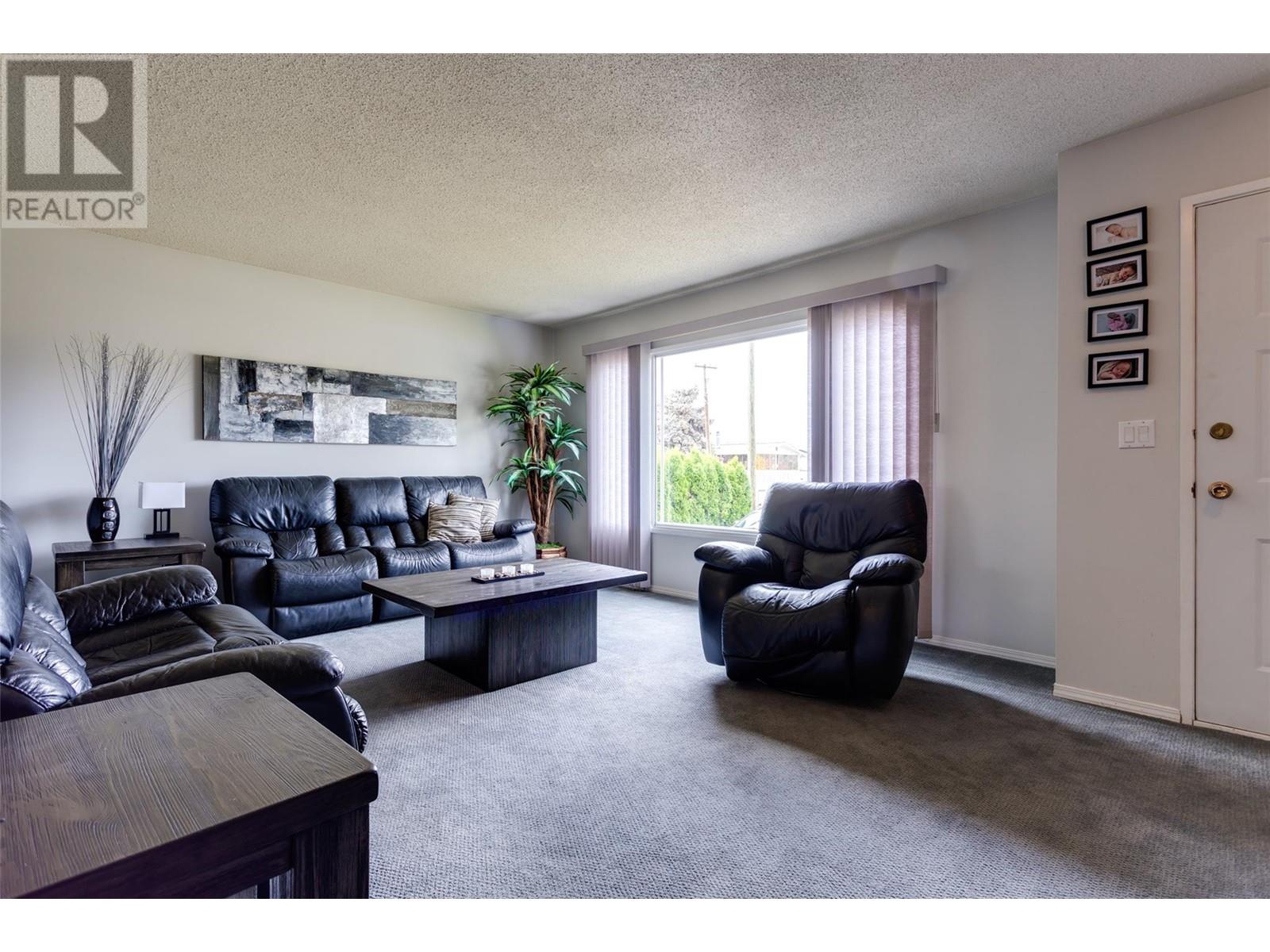 Property at 685 Quigley Road image 5
