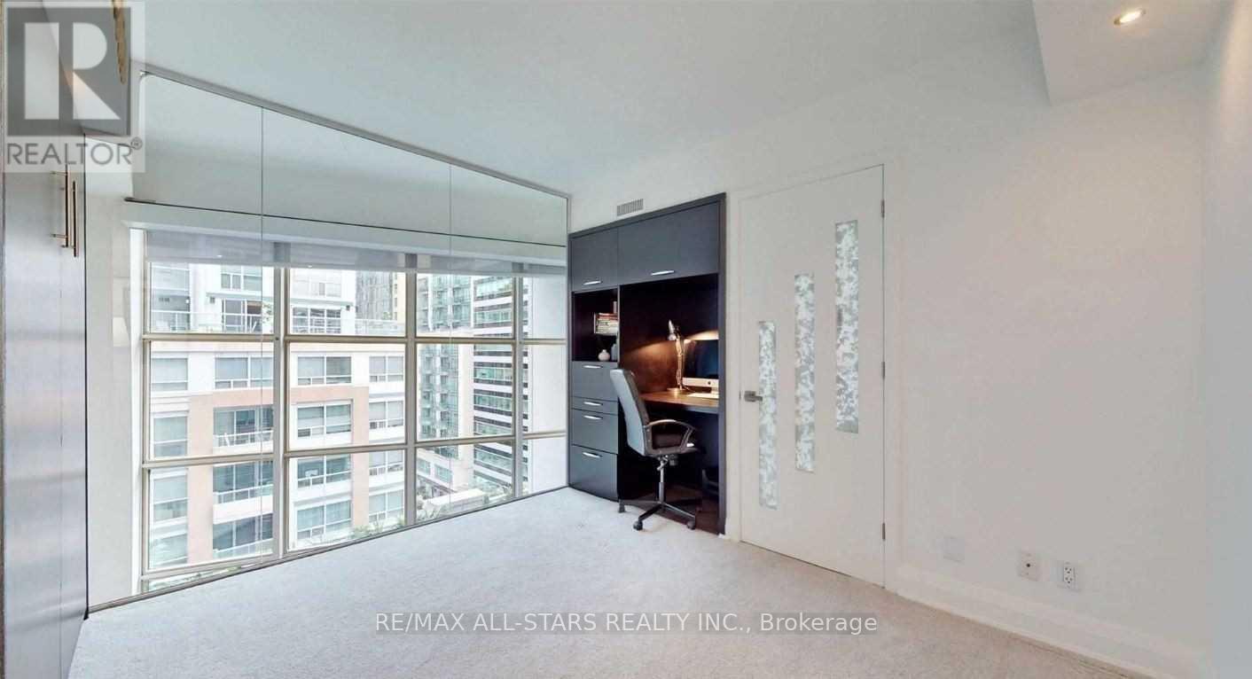 711/712 - 36 Blue Jays Way, Toronto, Ontario  M5V 3T3 - Photo 18 - C12077493
